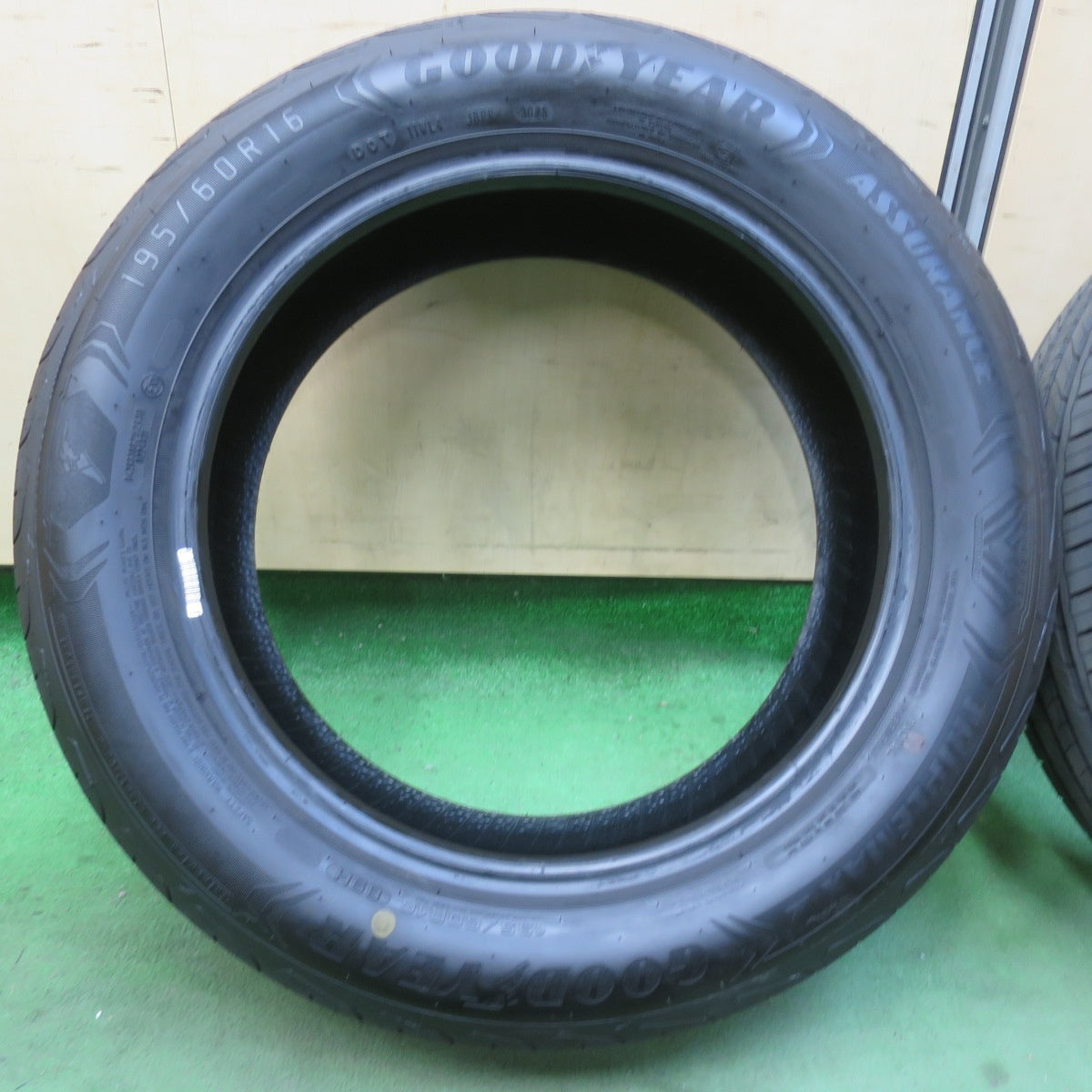 新車外し！25年★195/60R16 グッドイヤー TRIPLEMAX2 タイヤ 16インチ ウィッシュ セレナ フロンクス 等★6021105イノタ