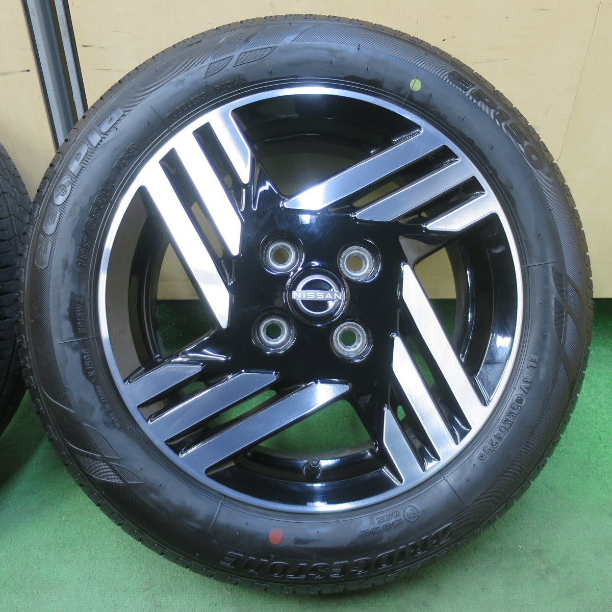 新車外し！25年★日産 デイズ ルークス ハイウェイスター 純正 155/65R14 ブリヂストン エコピア EP150 14インチ PCD100/4H★6021402イノ