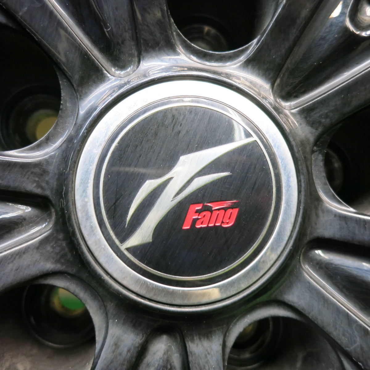 バリ溝！22年！9分★スタッドレス 225/65R17 ブリヂストン ブリザック DM-V3 Fang ファング 17インチ PCD114.3/5H★5120401HAス