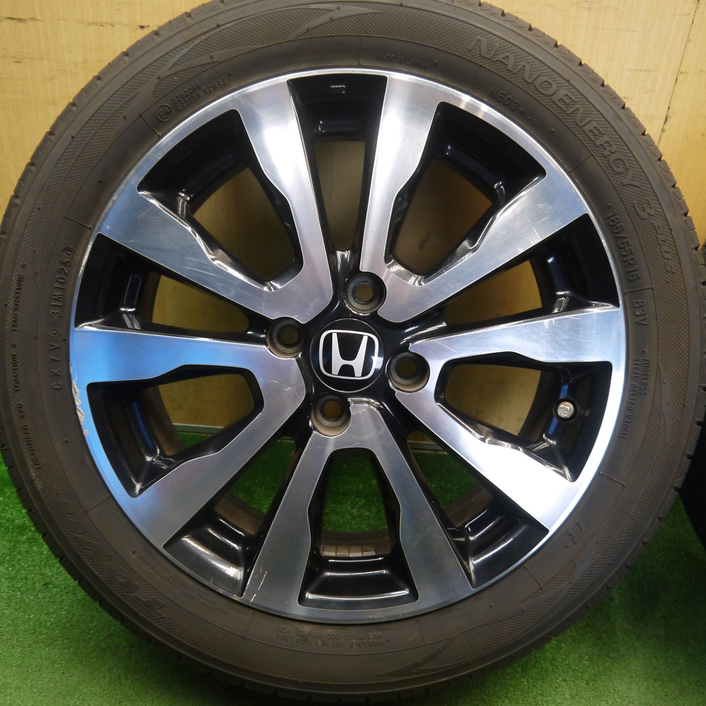 バリ溝！25年！9.5分以上◎ホンダ GE8 フィット RS 純正 185/55R16 トーヨー ナノエナジー3 プラス 16インチ PCD100/4H◎6062602Hノ