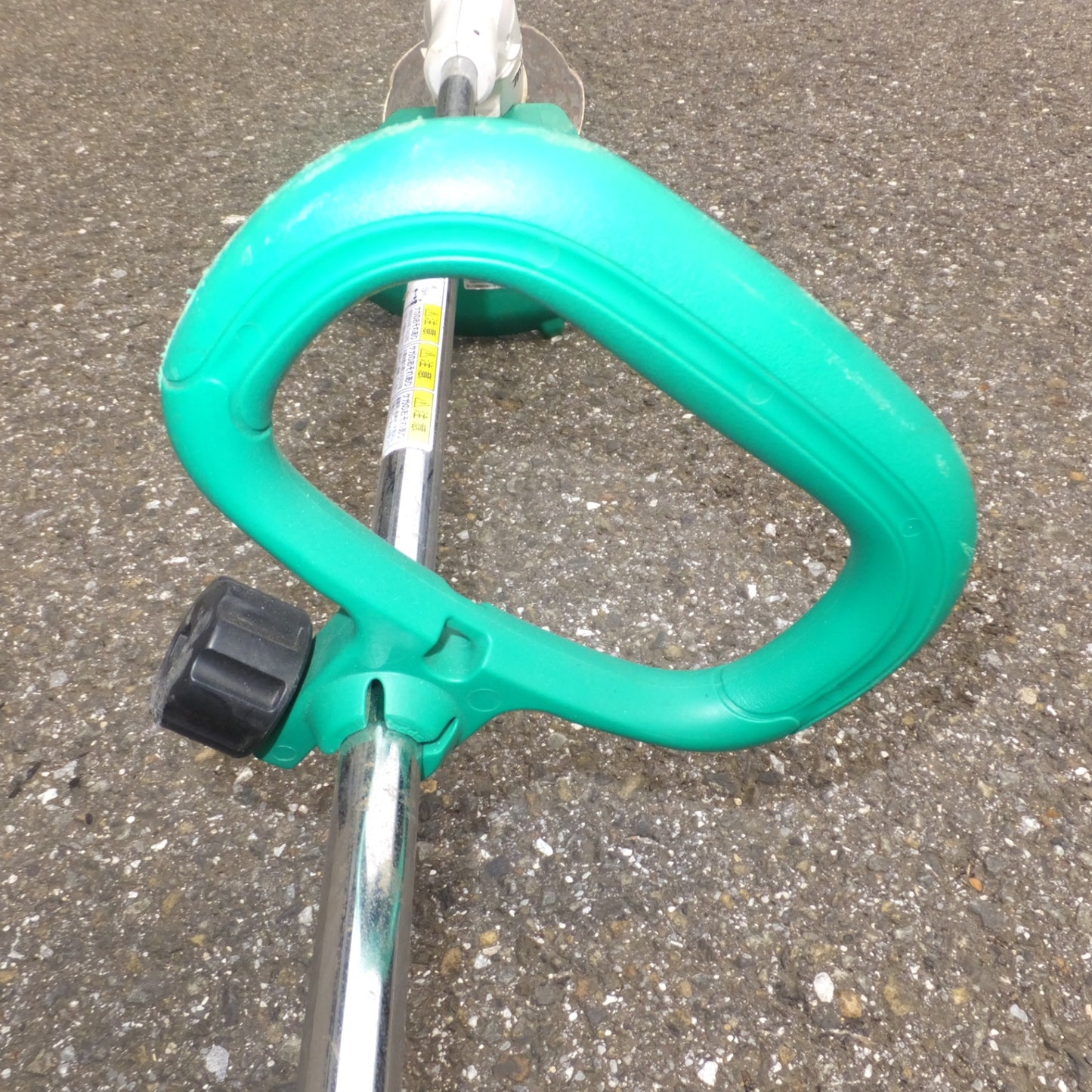 [送料無料] 岐阜発★マキタ makita 電気草刈機 MUR1600N　100V～ 3.4A 50-60Hz 320W★