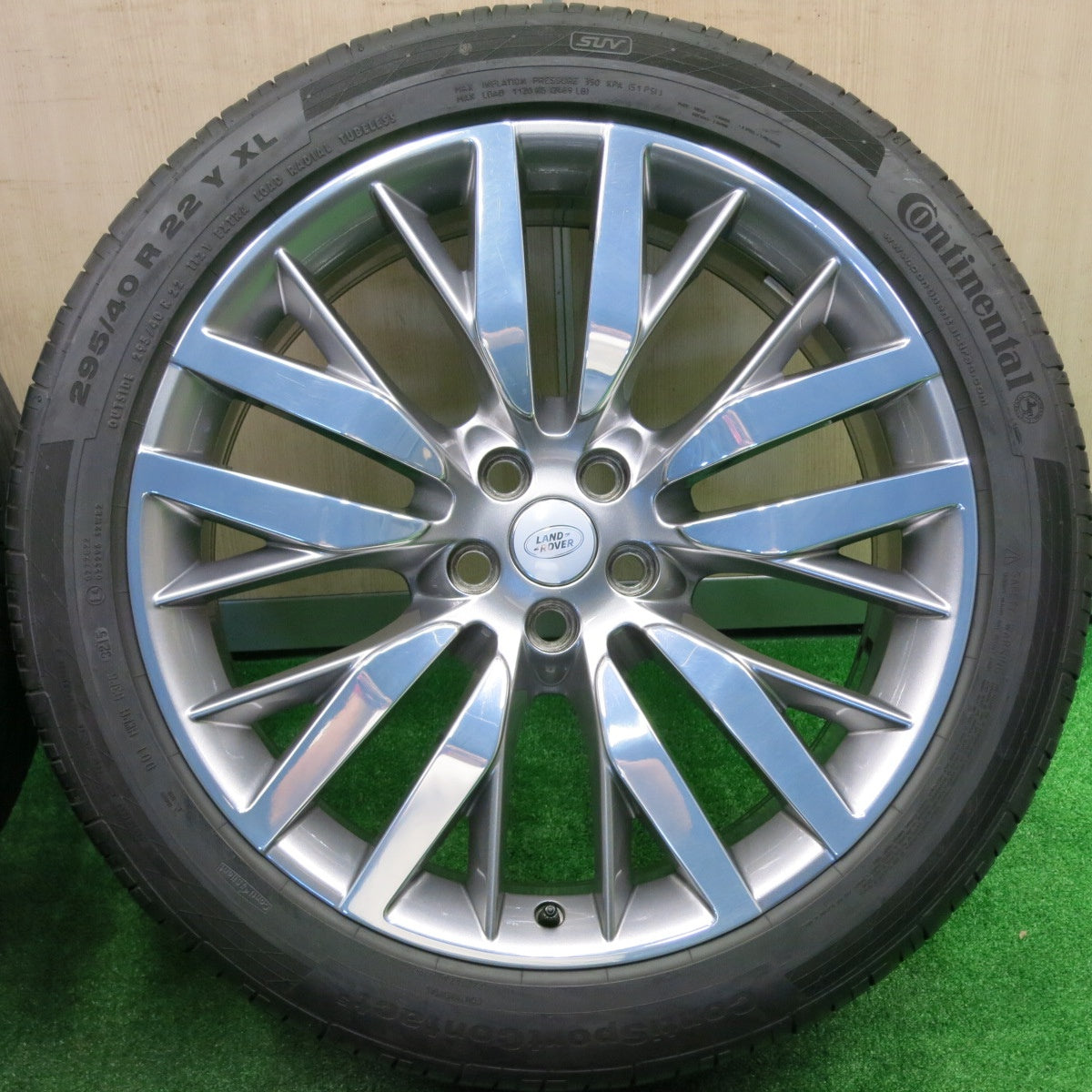[送料無料] バリ溝！キレイ！8.5分★ランドローバー レンジローバー スポーツ SVR 純正 295/40R22 コンチネンタル コンチスポーツコンタクト5 PCD120/5H★4091201NJノ