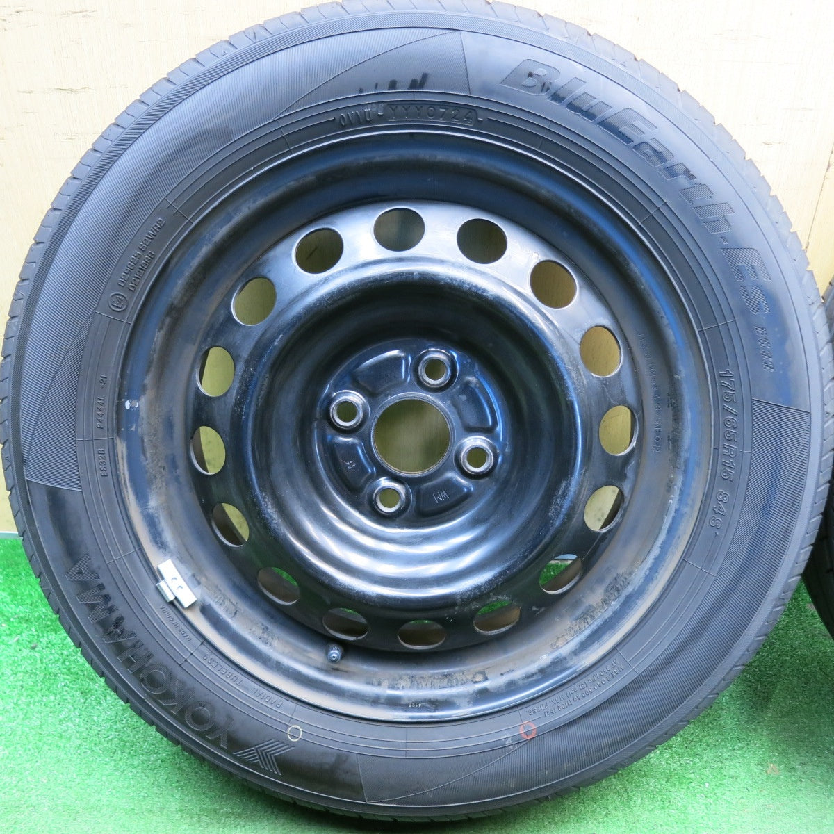 4本価格！24年◎175/65R15 ヨコハマ BluEarth-ES ES32 スチール ホイール ブルーアース 15インチ PCD100/4H◎6090605HAノ
