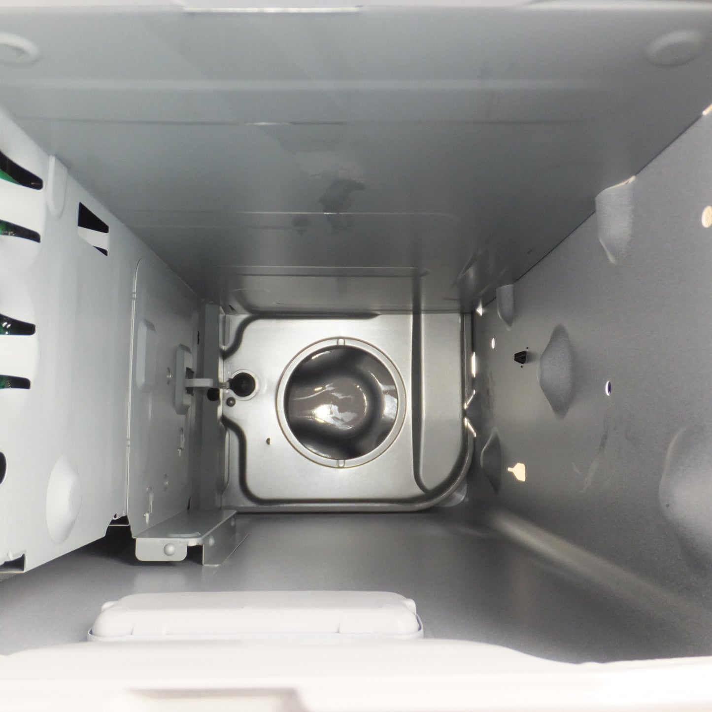 [送料無料] 岐阜発 キレイ★ダイニチ Dainichi 23年製 ブルーヒーター FWY-32R2　100V 50/60Hz　強制通気形開放式石油ストーブ★