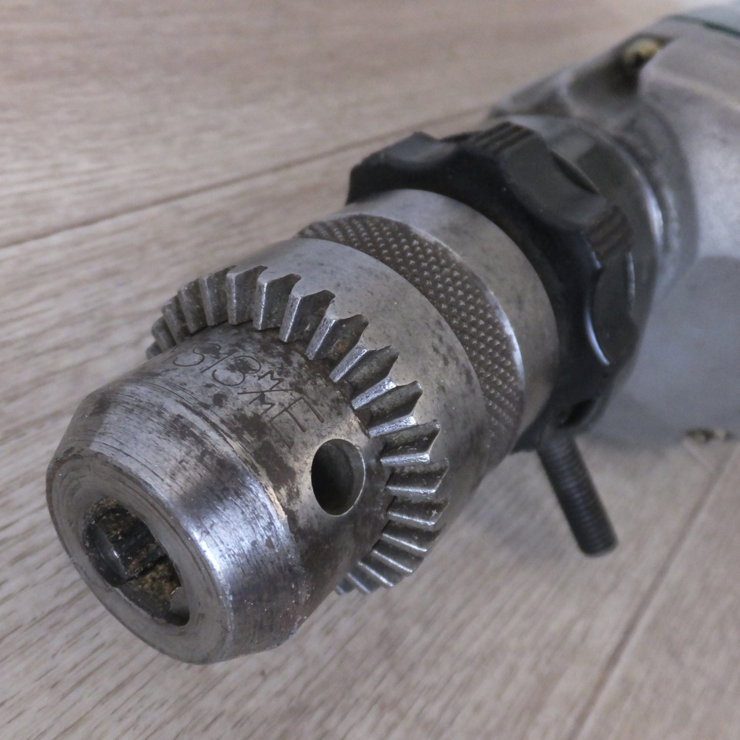 [送料無料] ★マキタ makita 19mm 2スピード震動ドリル 8419B　100V 580W 50-60Hz 6A★