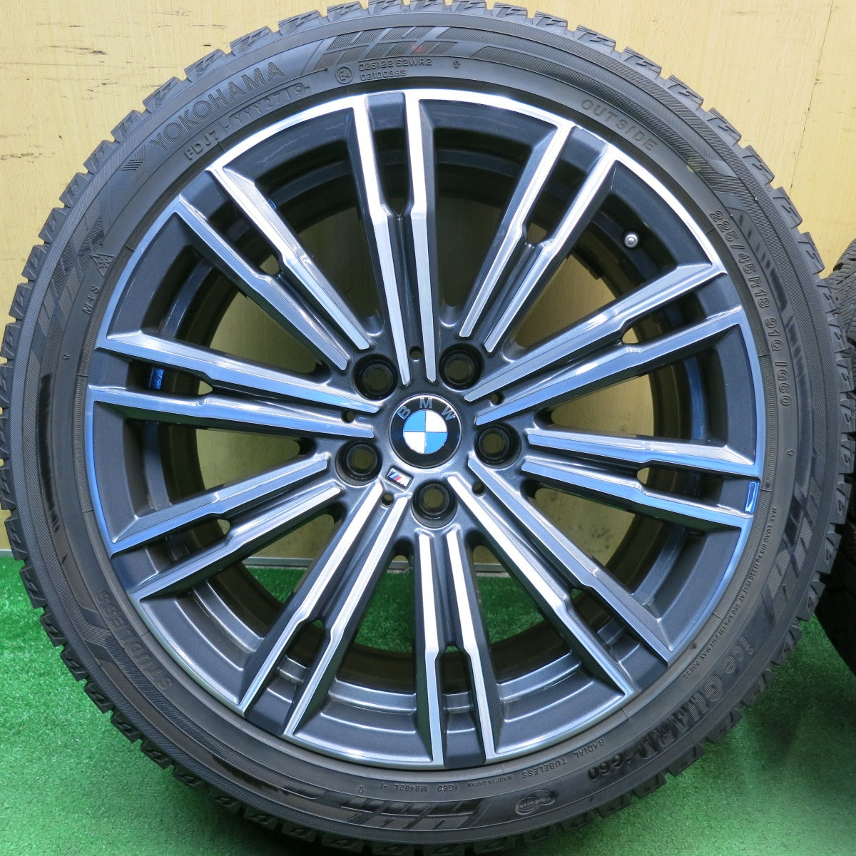 バリ溝！キレイ！9.5分◎BMW 3シリーズ G20 純正 225/45R18 255/40R18 スタッドレス ヨコハマ アイスガード iG60 18インチ PCD112/5H◎6100304HAス