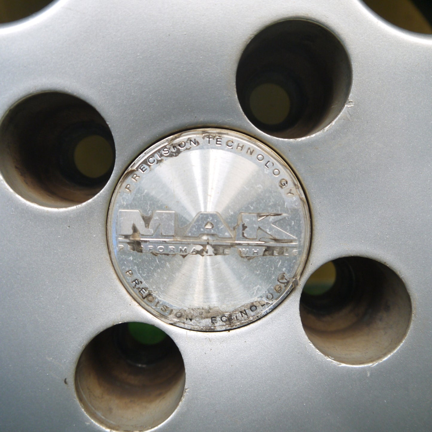 バリ溝！24年！9.5分★FIAT フィアット 500 等 MAK FIX 175/65R14 スタッドレス ダンロップ ウインターマックス WM02 フィックス 14インチ PCD98/4H★6031709Hス