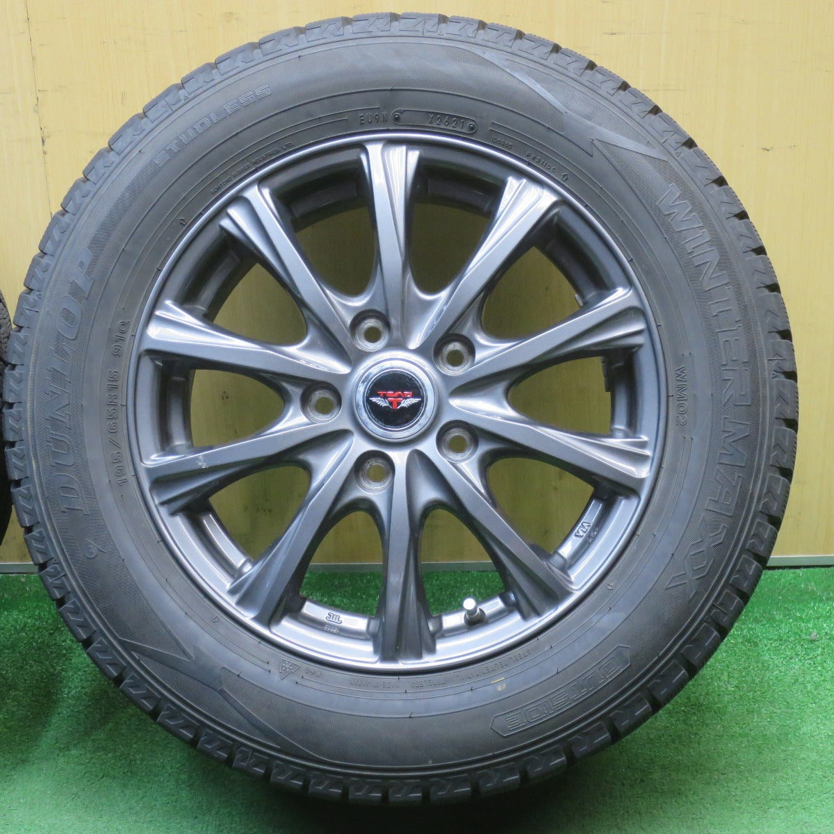 バリ溝！キレイ！9分★スタッドレス 195/65R15 ダンロップ ウインターマックス WM02 TEAD テッド 15インチ PCD114.3/5H★6050809NJス