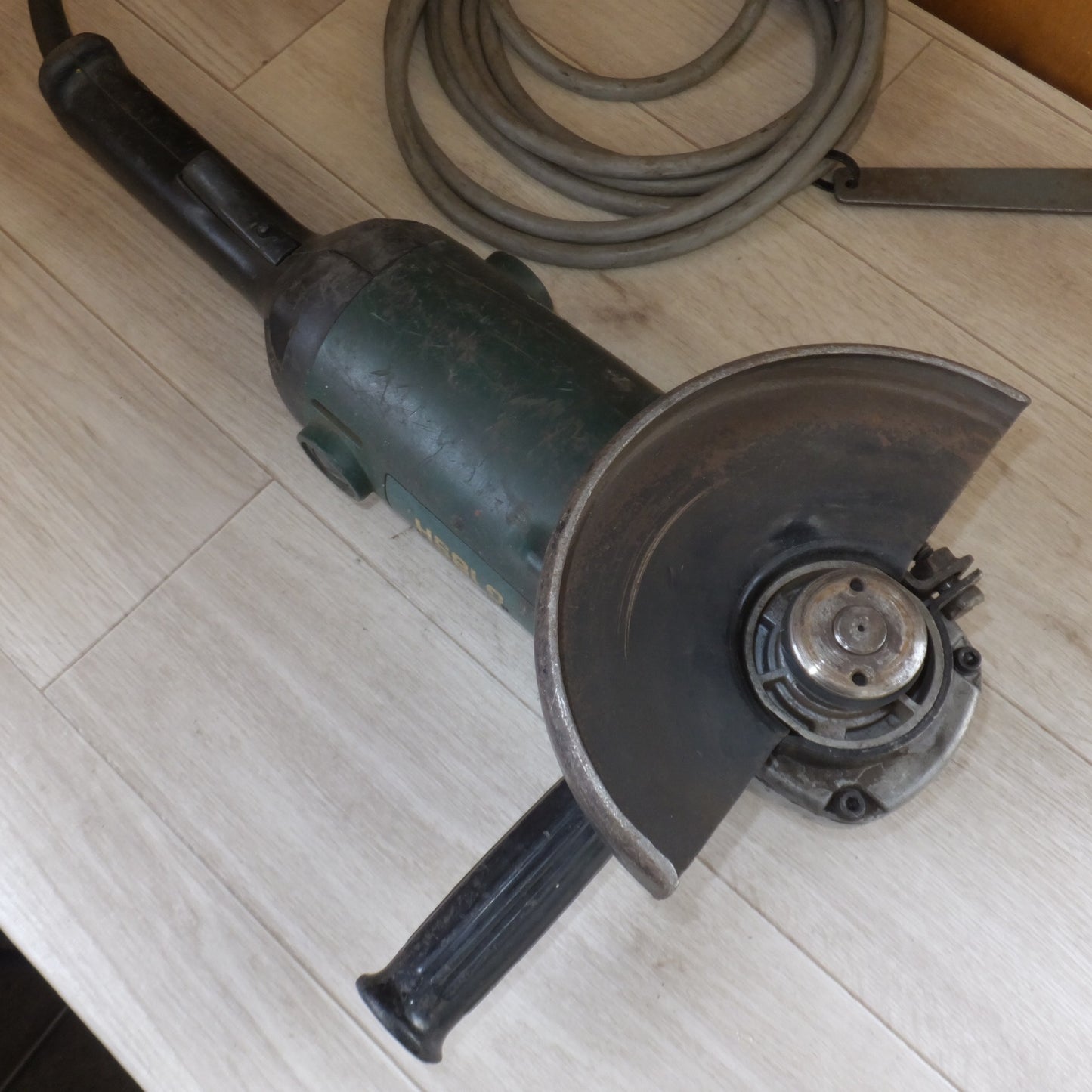 [送料無料] ★日立 HITACHI 180mm 電気ディスクグラインダ― G18SH　100V 50/60Hz 1430W 15A 6800rpm★