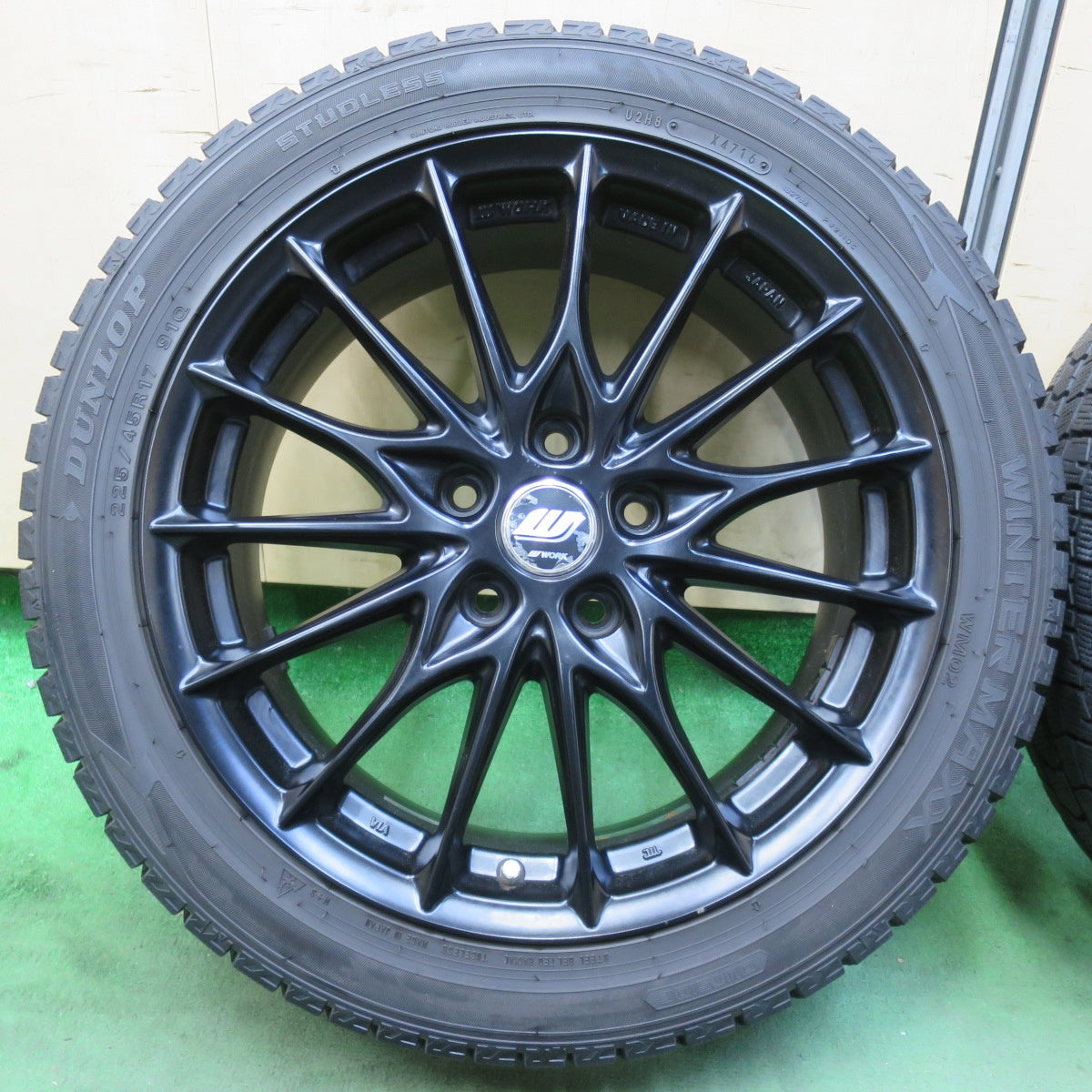 バリ溝！9.5分★MINI F56 WORK IMPORT LABEL IL-1F5 MBL 225/45R17 スタッドレス ダンロップ ウインターマックス WM02 ワーク インポートレーベル PCD112/5H★5110404イス