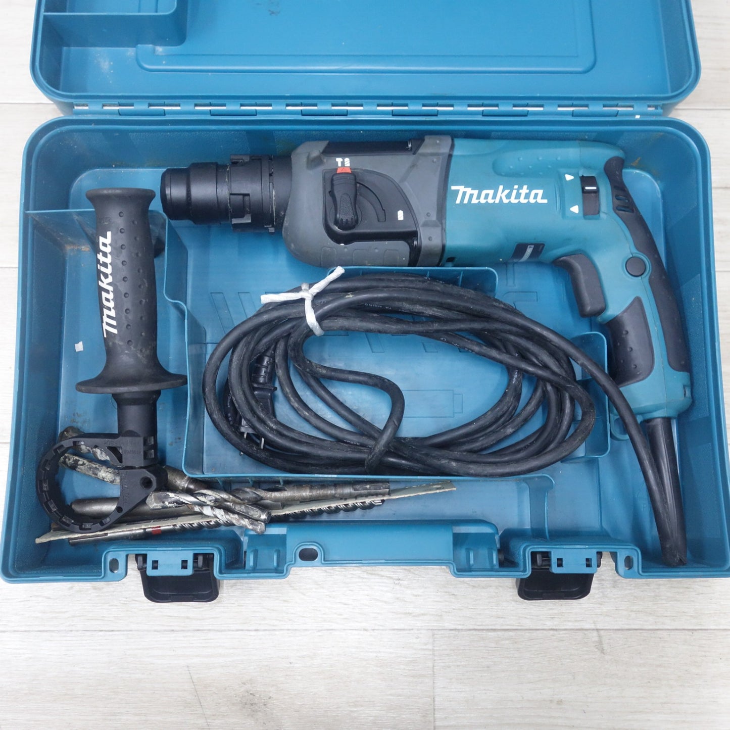 [送料無料] 付属品付き◆マキタ 22mm ハンマドリル HR2230 電動 工具 ハンマードリル makita コード式◆