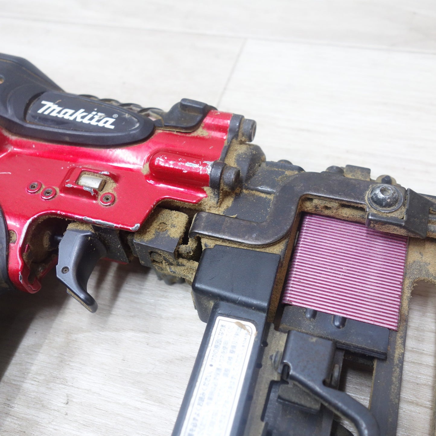 [送料無料] ◆マキタ 高圧 フロア タッカ AT450HA 4MA線 エアー ツール 工具 釘打機 釘打ち機 makita◆