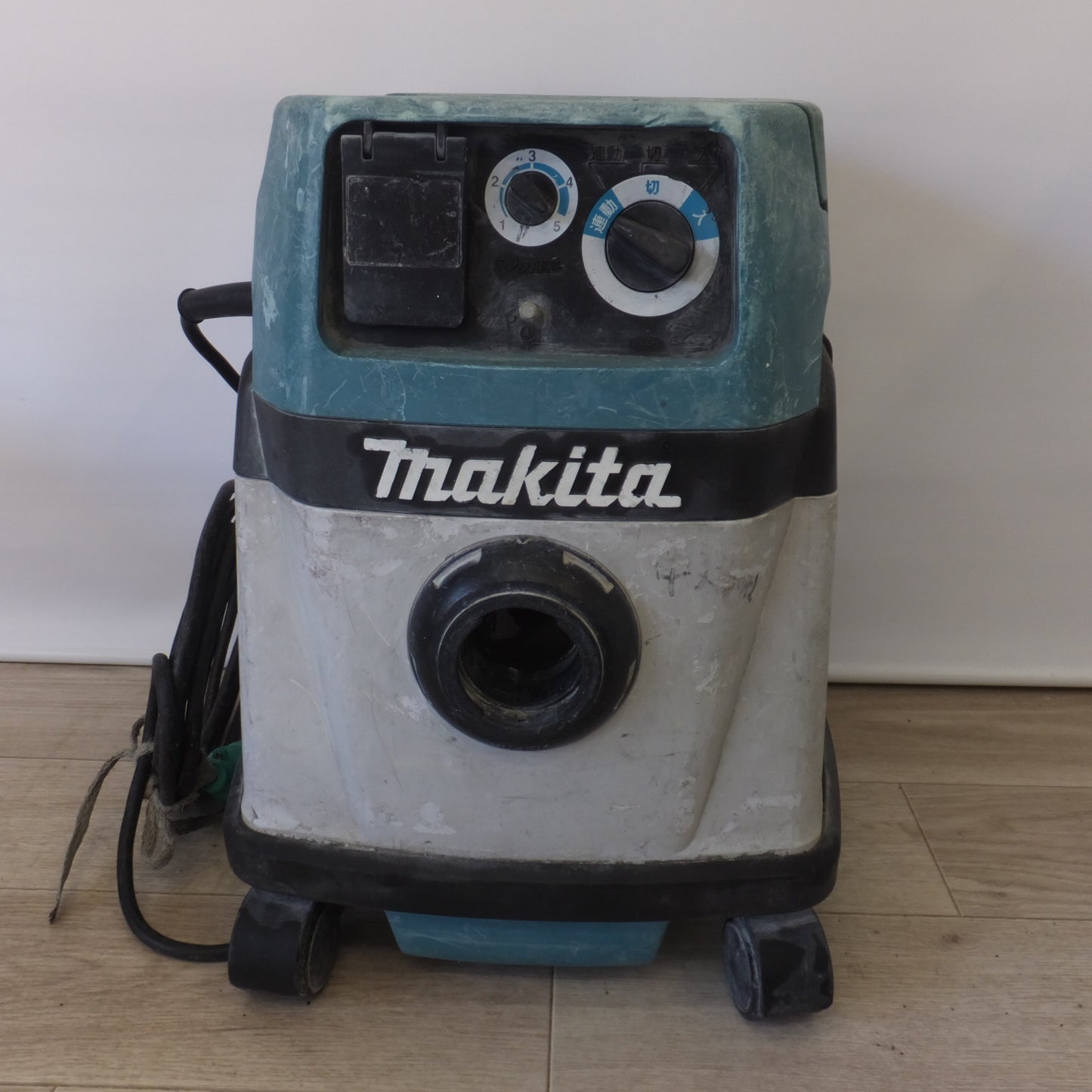 [送料無料] ★マキタ makita 粉じん専用 業務用 無段変速 集じん機 475(?)　ホース 延長コード　セット★