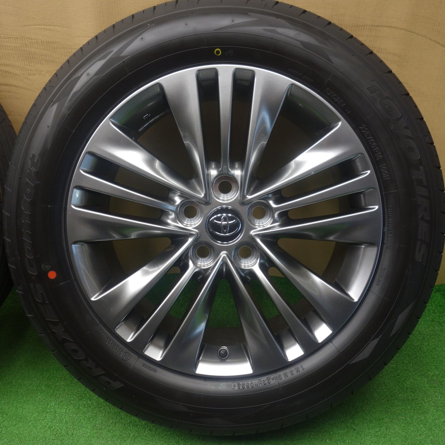 新車外し！25年★トヨタ 40系 アルファード ヴェルファイア 純正 225/60R18 トーヨー プロクセス Comfort 18インチ PCD120/5H★6050101KTノ