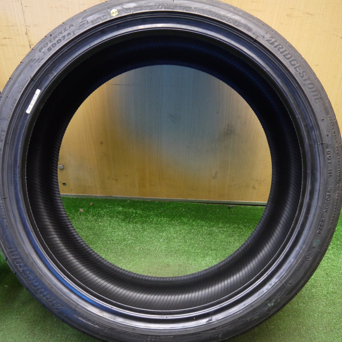 未使用！24年★235/35R19 ブリヂストン ポテンザ S007A タイヤ 19インチ インプレッサ WRX ワーゲン シロッコ アウディ S4 A4 A6 等★6032409Hノタ