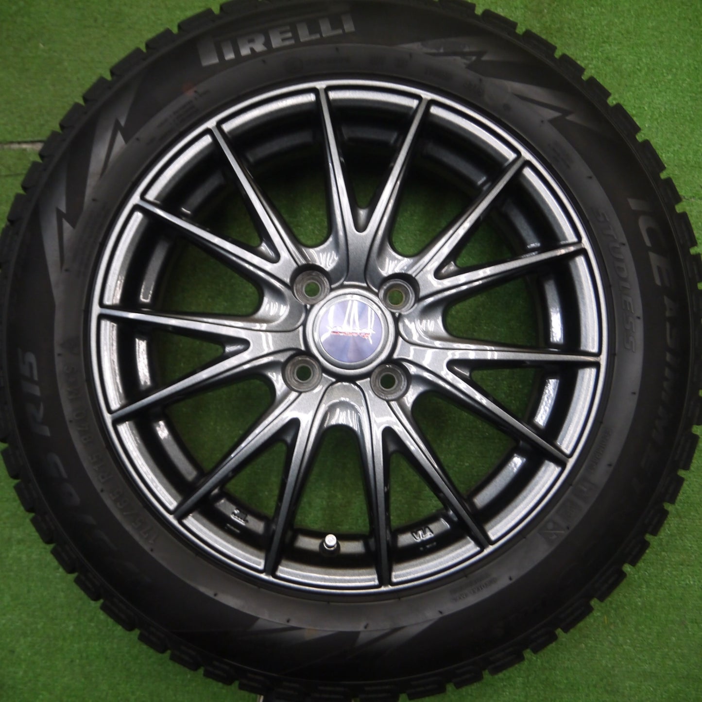 [送料無料] キレイ★スタッドレス 175/65R15 ピレリ アイスアシンメトリコ プラス VELVA SPORTZ ヴェルヴァ 15インチ PCD100/4H★5010612Hス