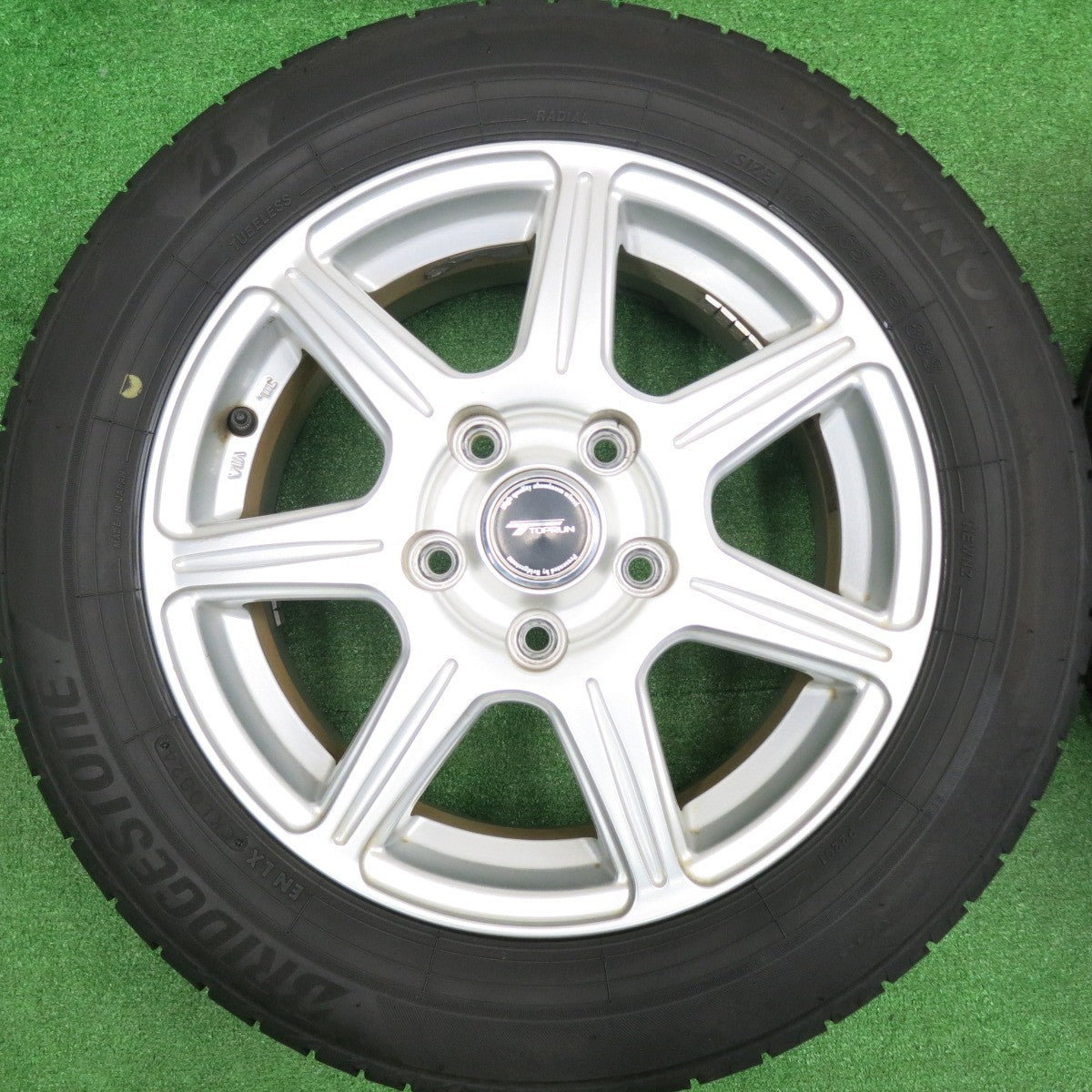 [送料無料] バリ溝！24年！キレイ！9.5分以上★185/65R15 ブリヂストン NEWNO TOPRUN トップラン ニューノ 15インチ PCD114.3/5H★4100511HAノ
