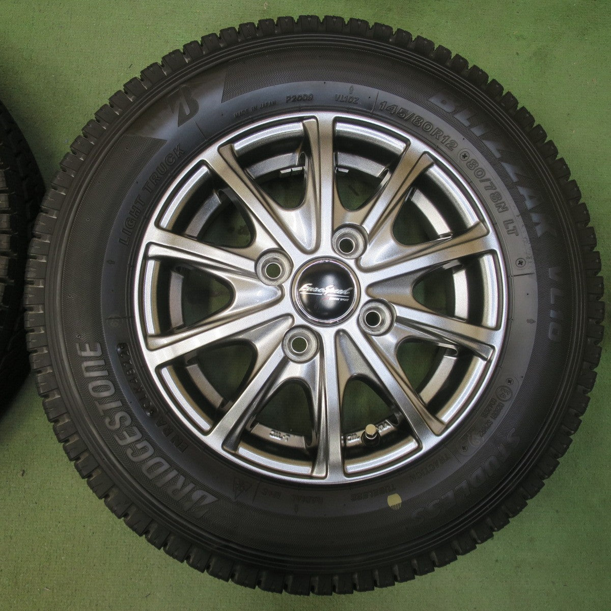 バリ溝！22年！キレイ！9.5分◎スタッドレス 145/80R12 80/78N ブリヂストン ブリザック VL10 EuroSpeed MANARAY SPORT ユーロスピード 12インチ PCD100/4H◎6101702イス