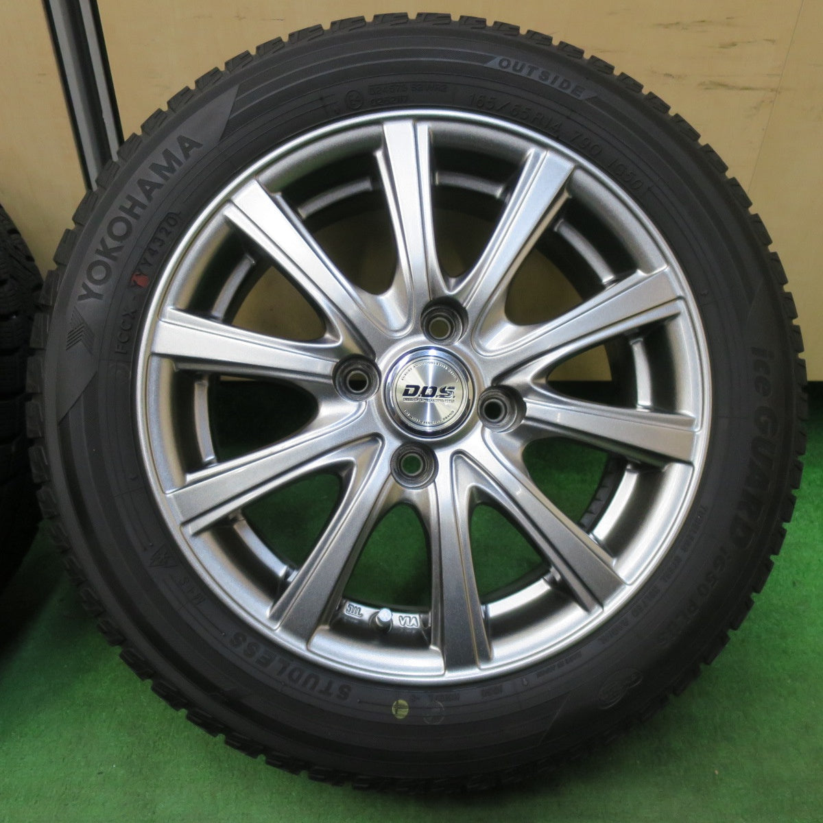 [送料無料] バリ溝！20年！キレイ！9分★スタッドレス 165/65R14 ヨコハマ アイスガード iG50 プラス D.O.S. DOS 14インチ PCD100/4H★4112209イス