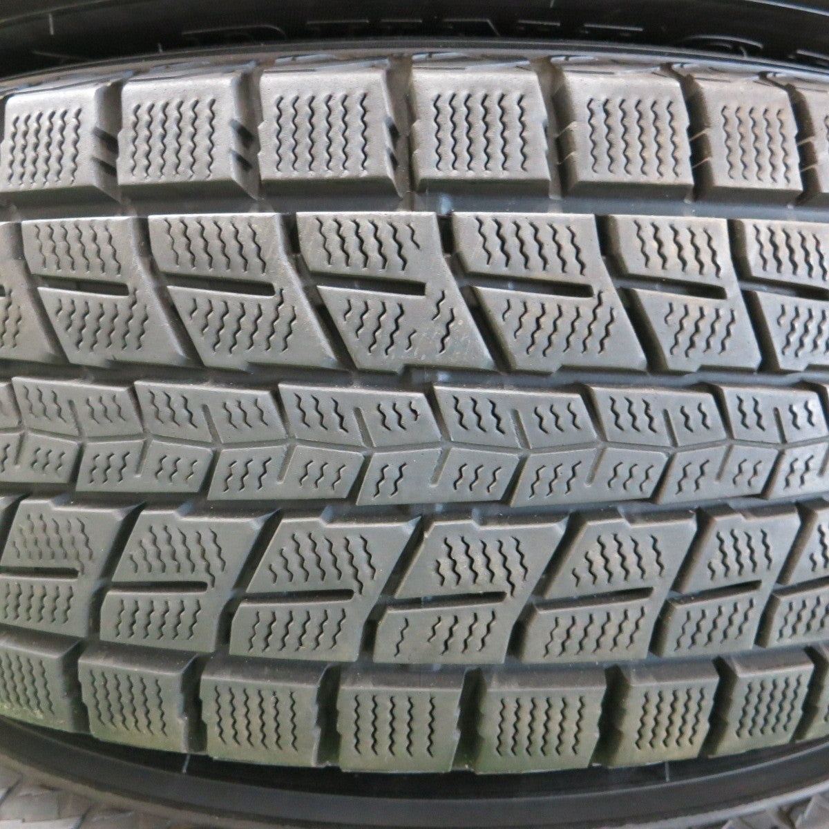 バリ溝 綺麗 9.5分★スタッドレス 225/65R17 ダンロップ ウインターマックス SJ8 Tiradoγ La-Strada PCD114.3/5H★4051702ナス