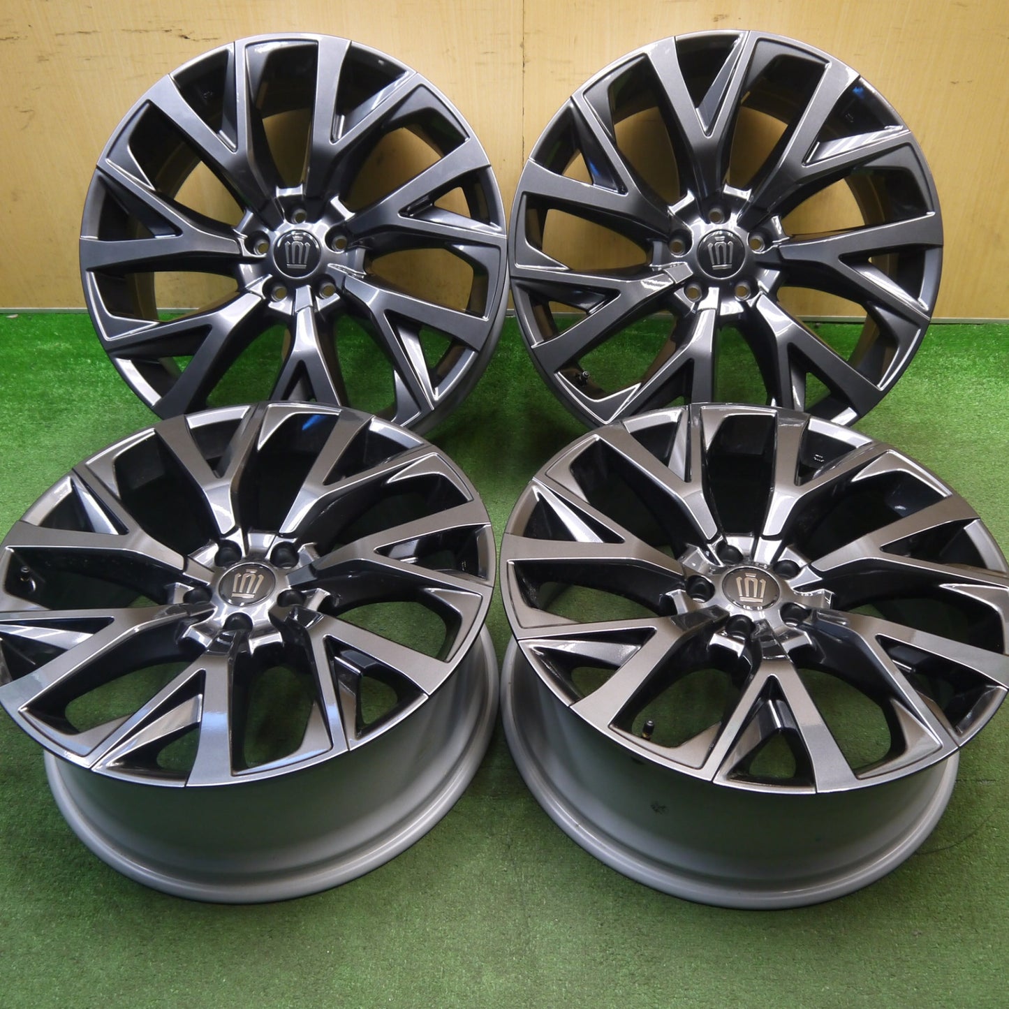 未使用★トヨタ クラウン エステート Zグレード 純正 ホイール 21インチ 21×8.5J PCD114.3/5H★6021801Hホ