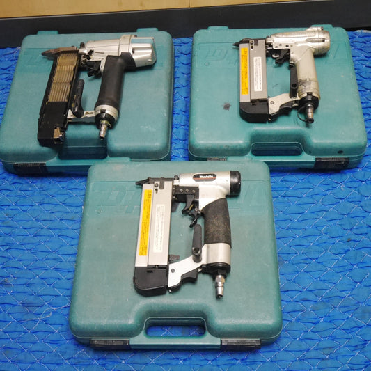 [送料無料] 3点まとめ売り☆マキタ 常圧 仕上 釘打 AF502 ピン タッカー AF351 型式 不明 エアー ツール 工具 makita 現状品☆
