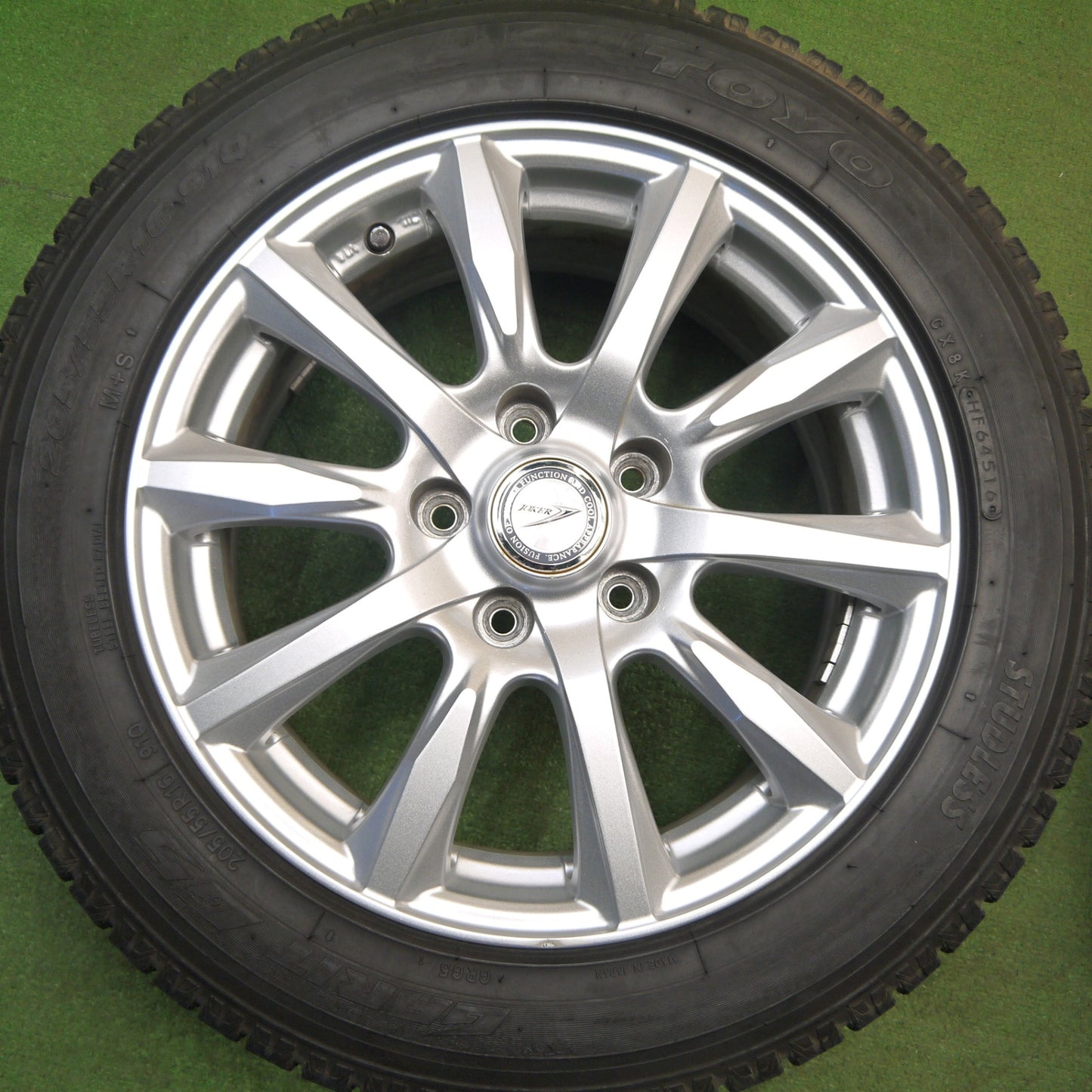 バリ溝！キレイ！9.5分★スタッドレス 205/55R16 トーヨー ガリット G5 JOKER ジョーカー 16インチ PCD114.3/5H★5040904Hス