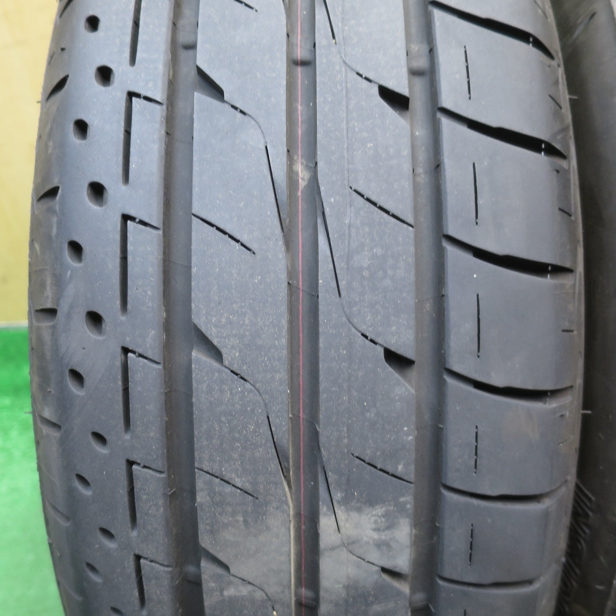 バリ溝！25年！9.5分★日産 セレナ 純正 195/60R16 ブリヂストン LUFT RVⅡ RV2 16インチ PCD114.3/5H★6041404NJノ