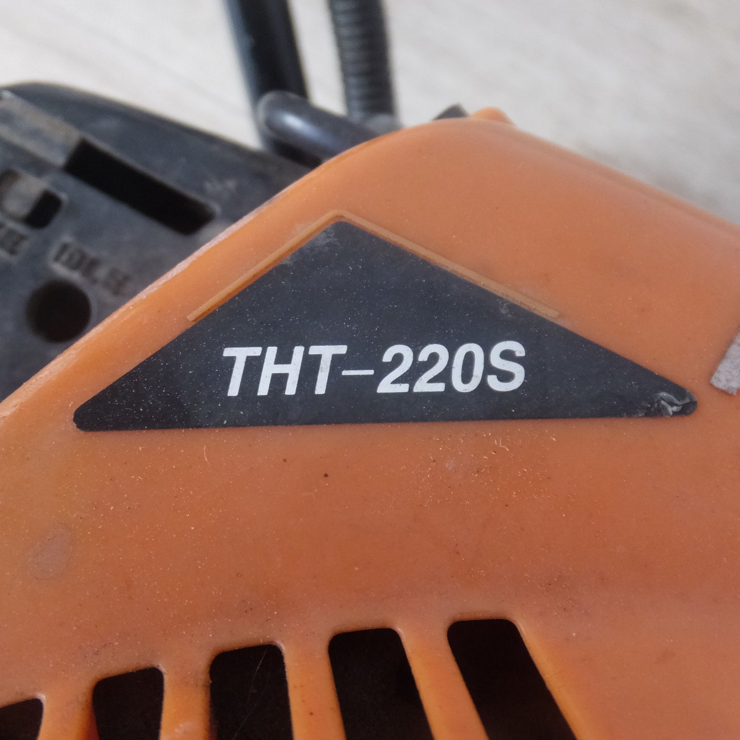 [送料無料] 岐阜発★タナカ Tanaka エンジンヘッジトリマー THT-220S Sstart★