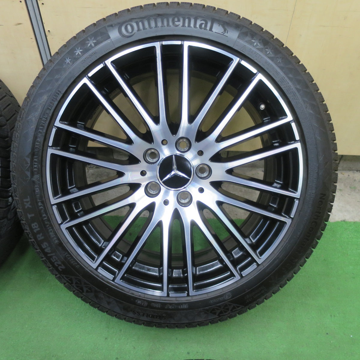 ほぼ未使用！23年！キレイ★ベンツ Cクラス W206 純正 225/45R18 スタッドレス コンチネンタル ノースコンタクト NC6 18インチ PCD112/5H★6022402TTス