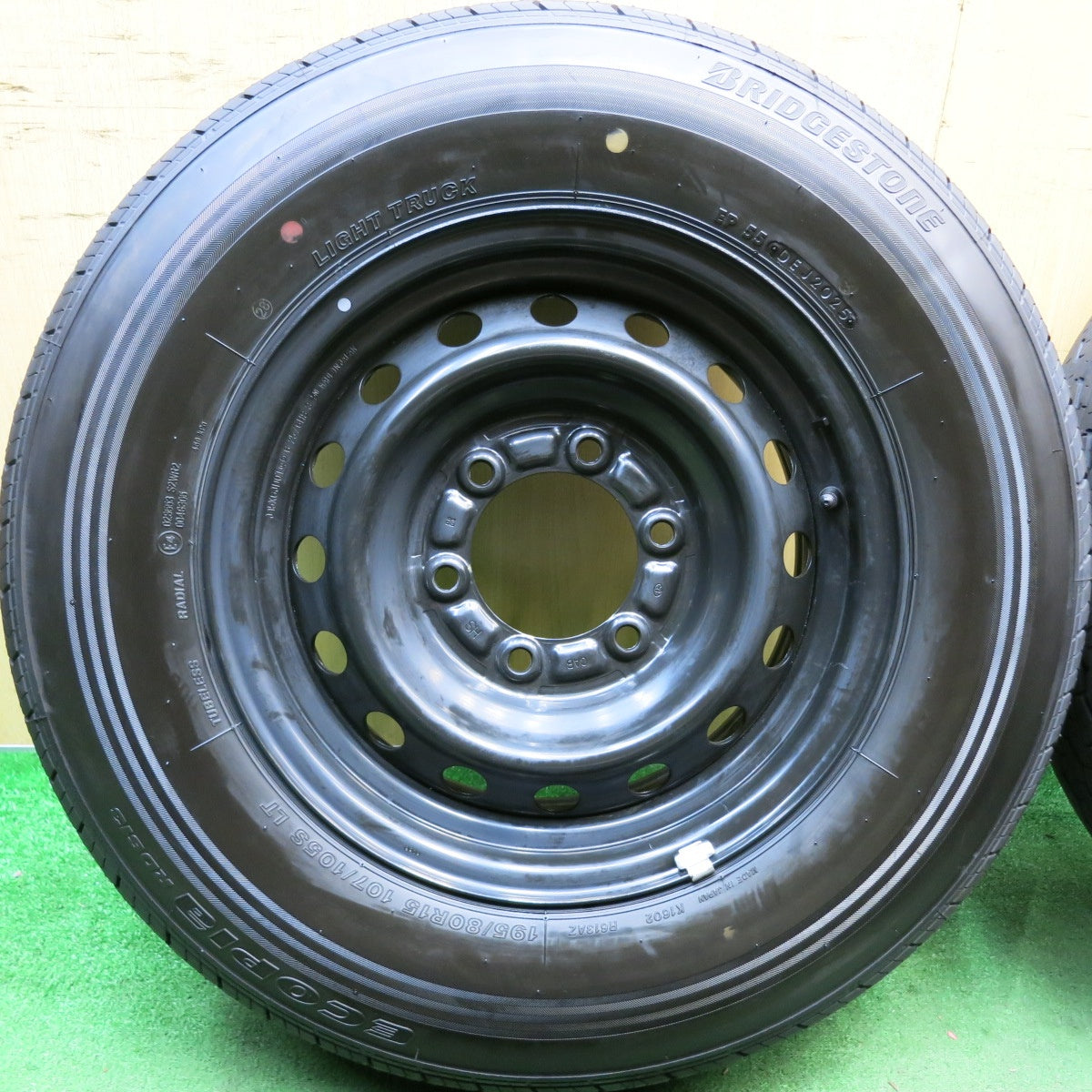 新車外し！25年★トヨタ ハイエース 純正 スチール 195/80R15 107/105S ブリヂストン エコピア RD613 15インチ PCD139.7/6H★5090401HAノ