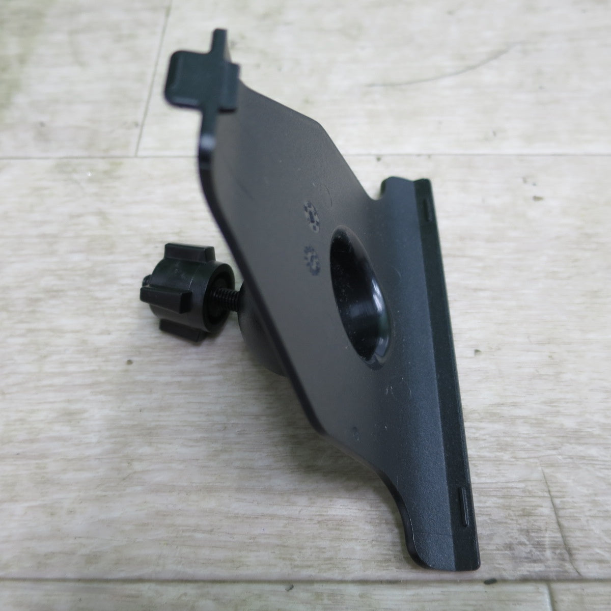 [送料無料] キレイ☆Yupiteru ユピテル 5インチ ワンセグ ナビ YPB554 MOGGY スタンド シガー電源付き セット ポータブル カーナビ☆