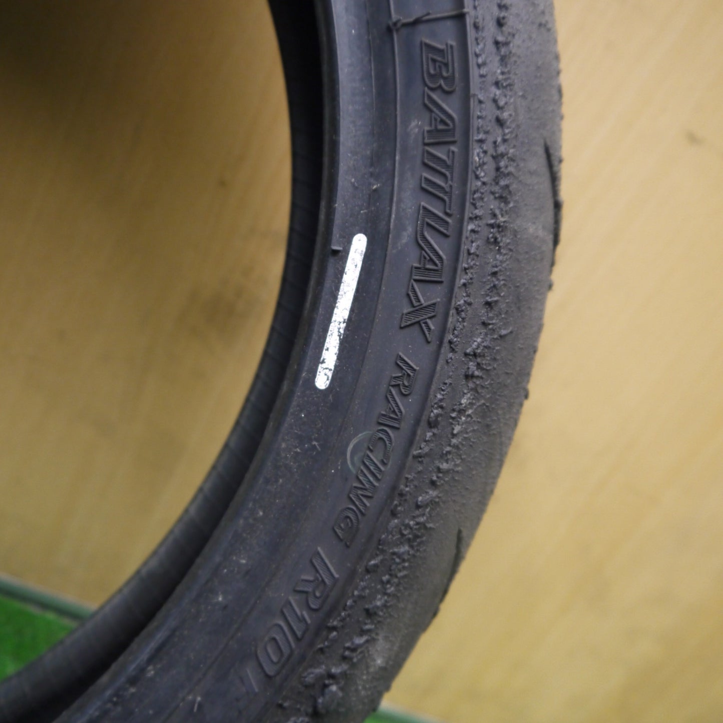 前後2本セット★バイク タイヤ 120/600R17 180/640R17 ブリヂストン バトラックス レーシング R10 CBR600RR 等★5092210Hノタ