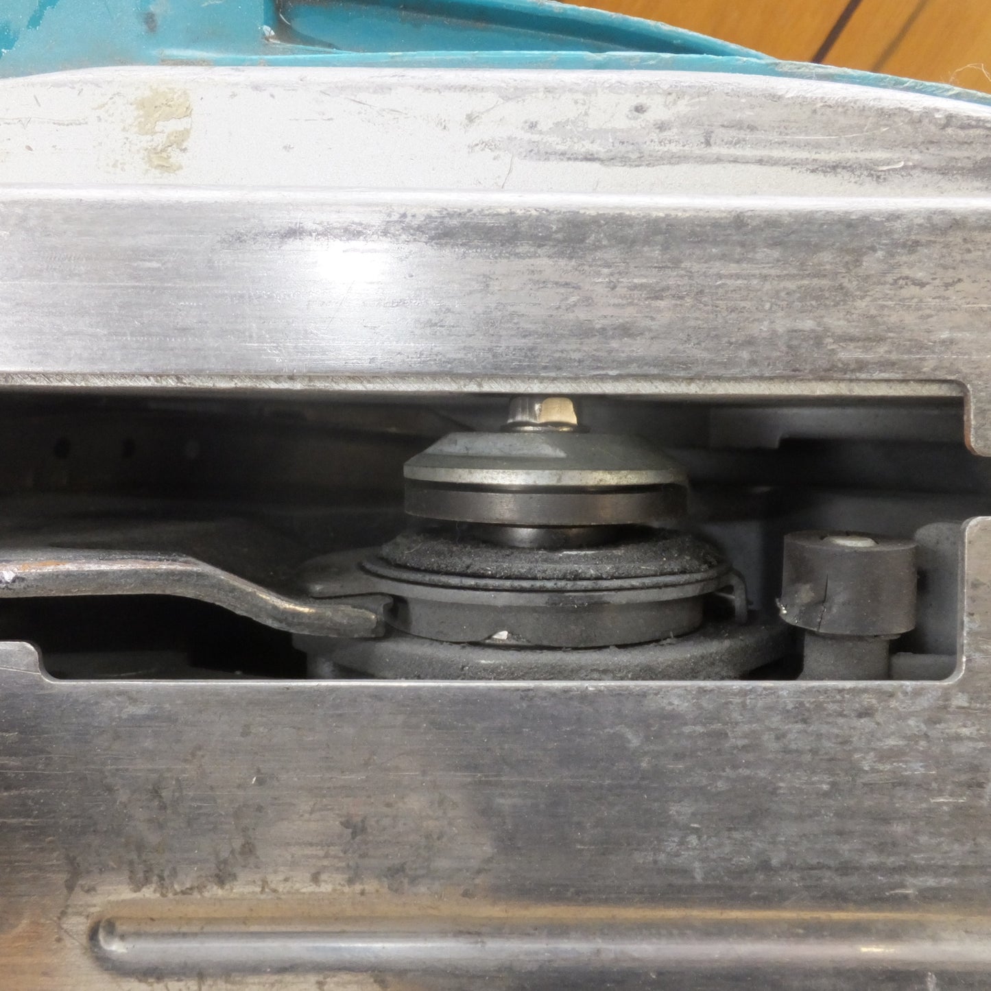 [送料無料] ★マキタ makita 185mm チップソーカッタ 4130N　100V 14A 50-60Hz 1330W★