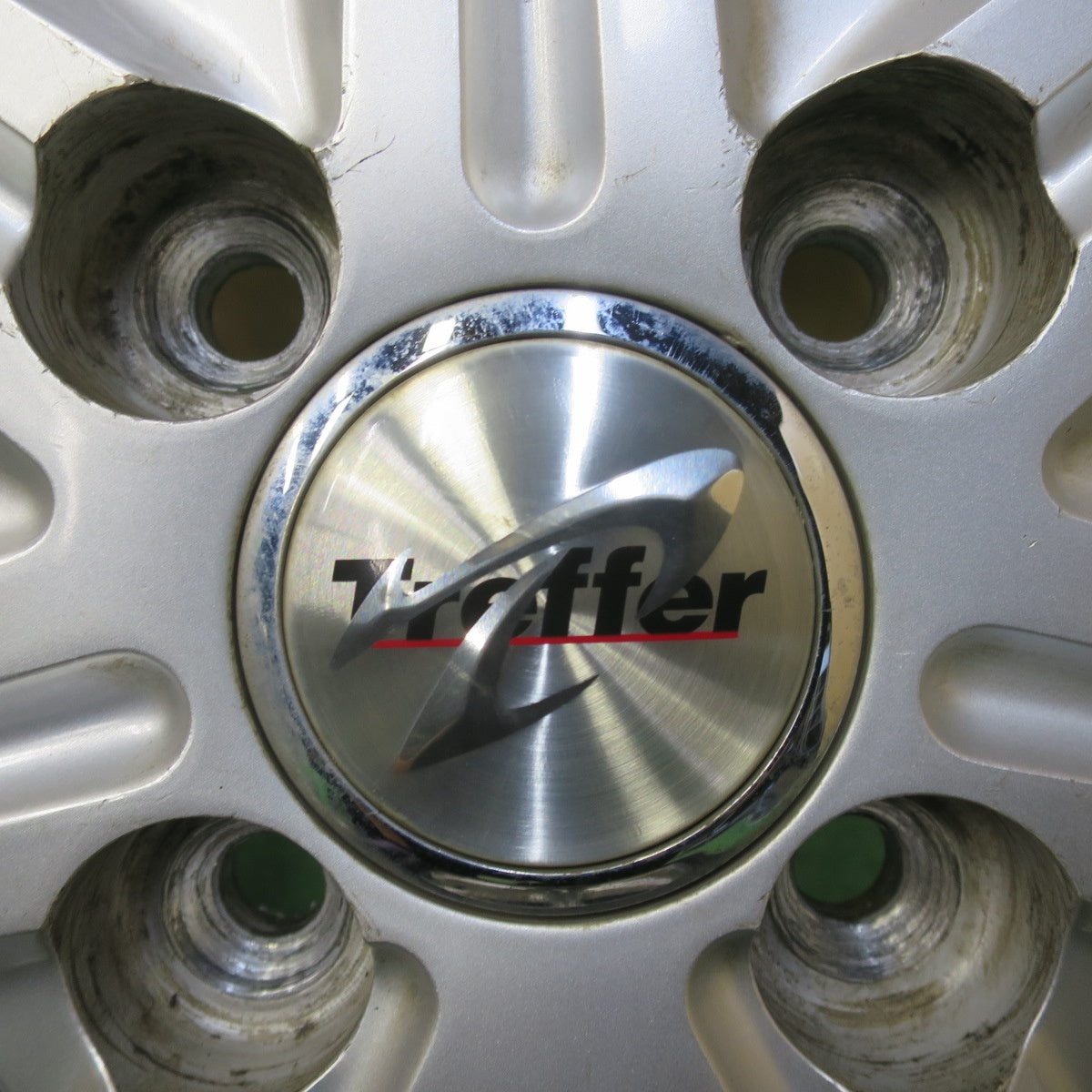 バリ溝！25年！ほぼ10分◎スタッドレス 155/65R14 ダンロップ ウインターマックス WM02 Treffer トレファー 14インチ PCD100/4H◎6081911イス