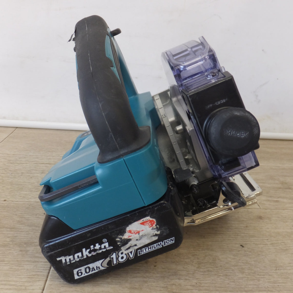 ★マキタ makita 125mm 充電式防じんマルノコ KS511D　バッテリ BL1860B　セット★