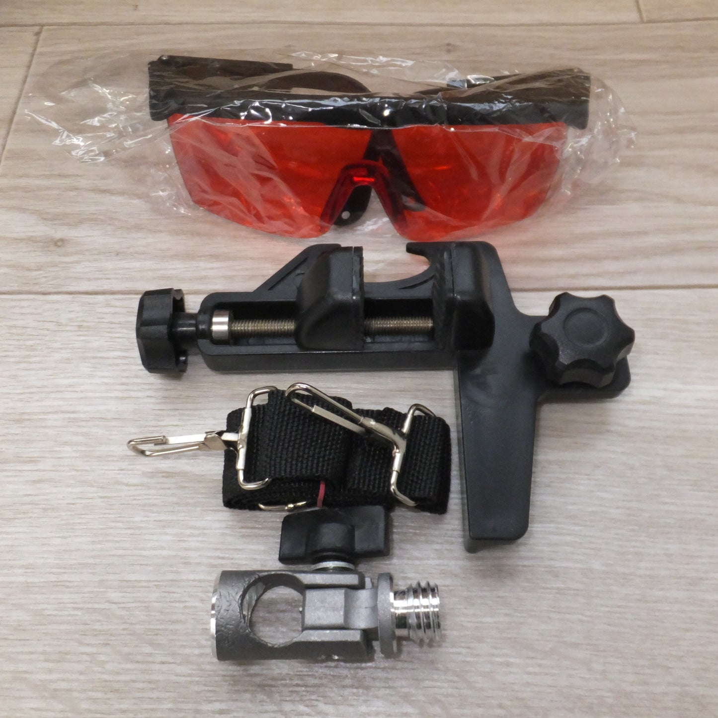 [送料無料] キレイ★ATABAh マルチレーザー Multi Laser HYGD HY-6800　レーザー墨出し器 セット★