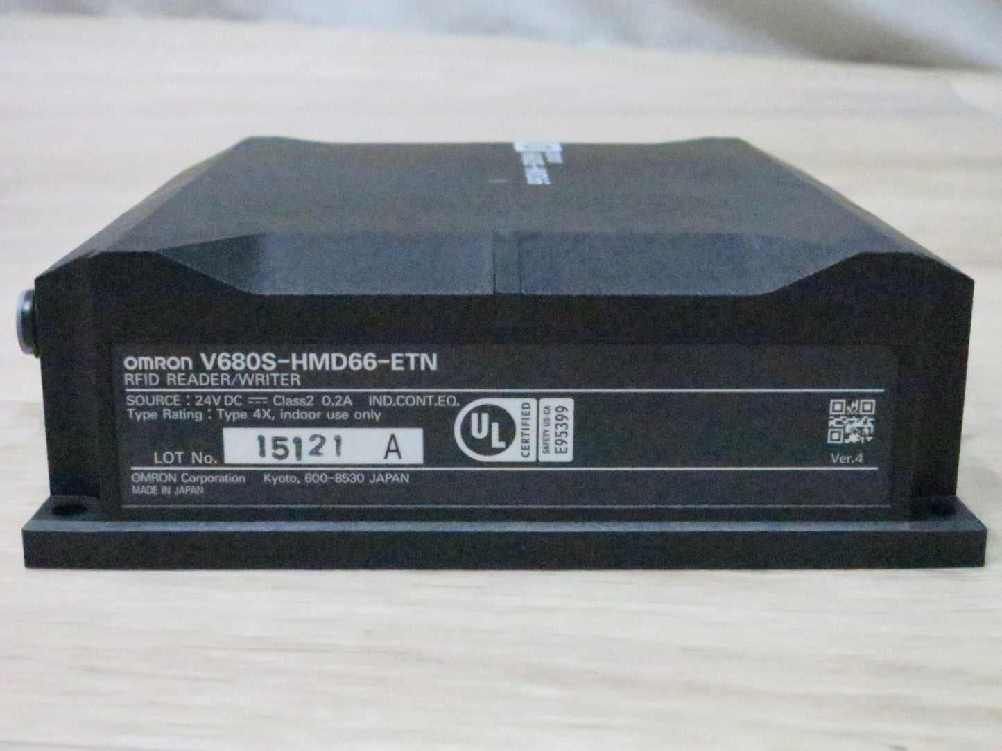 [送料無料] ◆OMRON オムロン RFID システム リーダライタ V680S-HMD66-ETN DC 24V◆