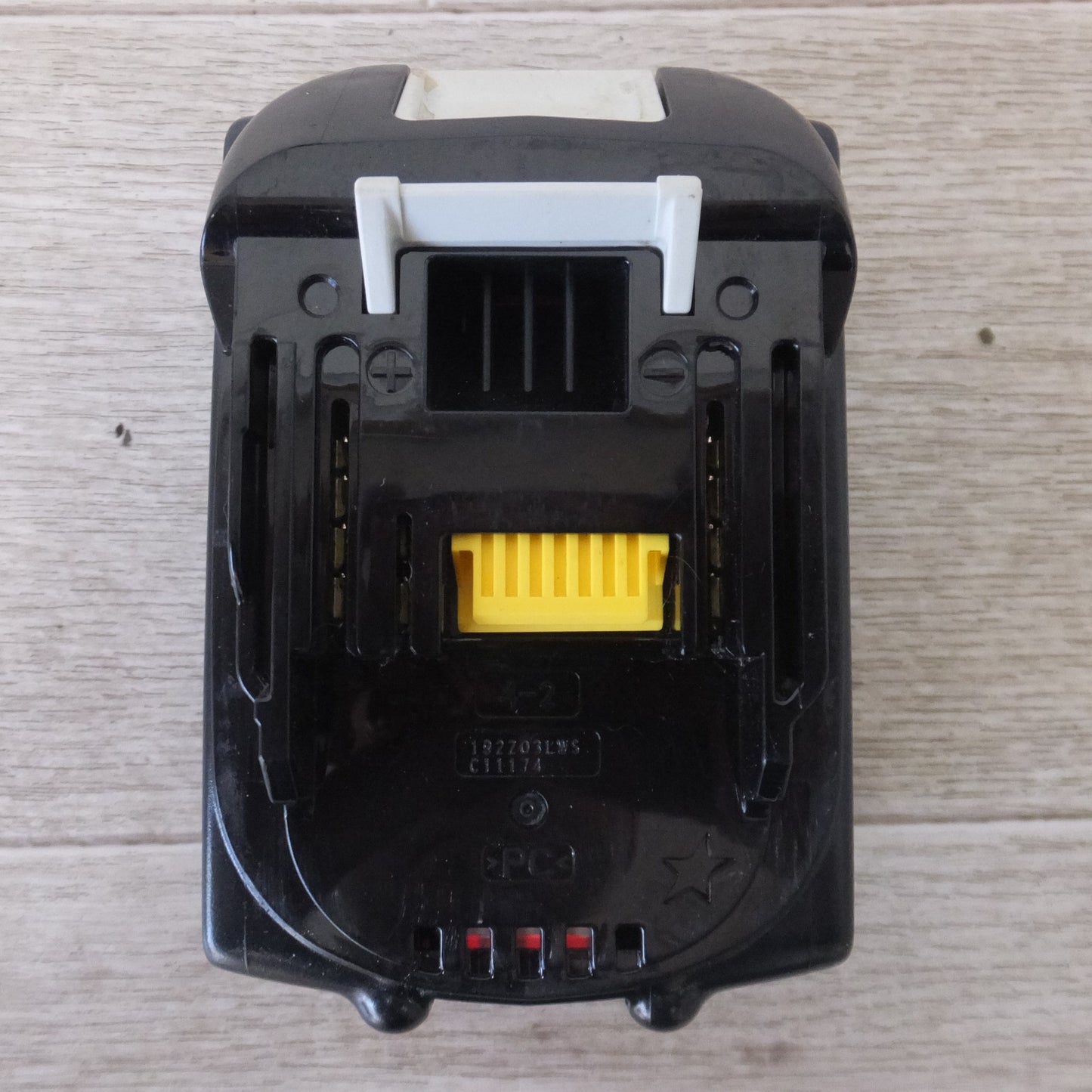 [送料無料] ★マキタ makita バッテリ BL1860B　DC18V 6.0Ah 108Wh Li-ion20　雪マーク(1)★
