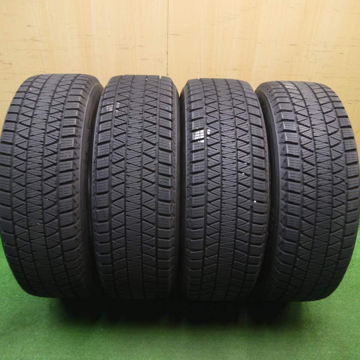 バリ溝！22年！キレイ！9.5分★スタッドレス 225/65R17 ブリヂストン ブリザック DM-V3 PREO プレオ 17インチ PCD114.3/5H★4121004Hス