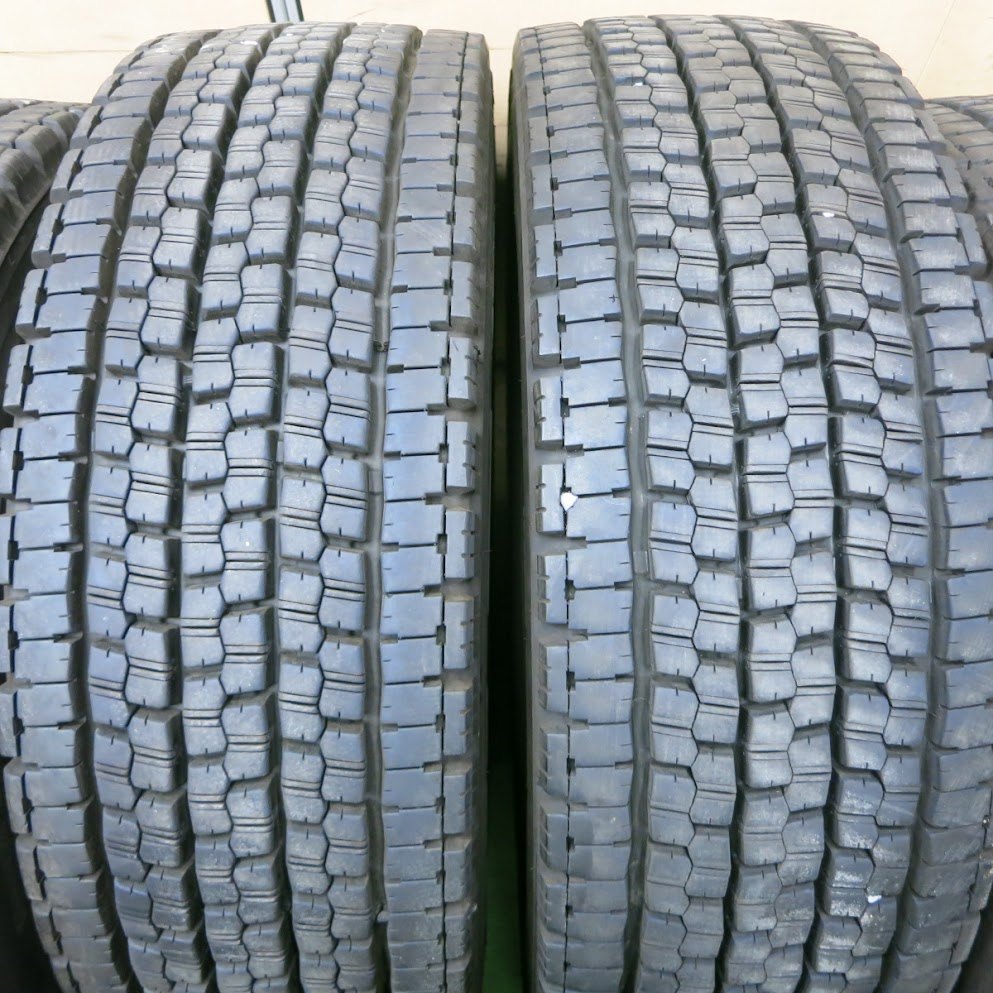 *送料無料*バリ溝！23年！9.5分★トラック タイヤ 245/70R19.5 136/134J スタッドレス ブリヂストン W999 19.5インチ★4080206イスタ