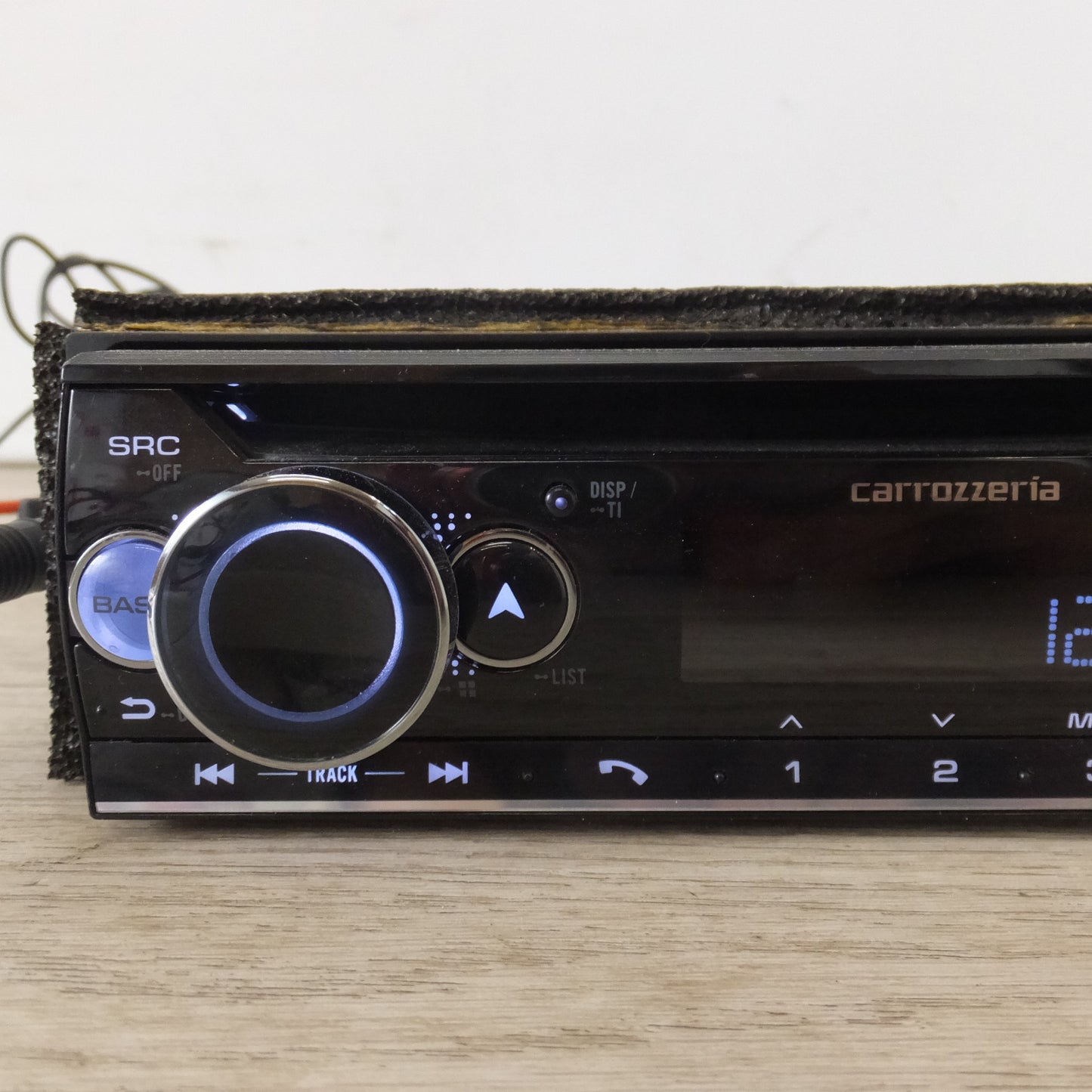 [送料無料] ★カロッツェリア carrozzeria オーディオメインユニット DEH-5600(19)★