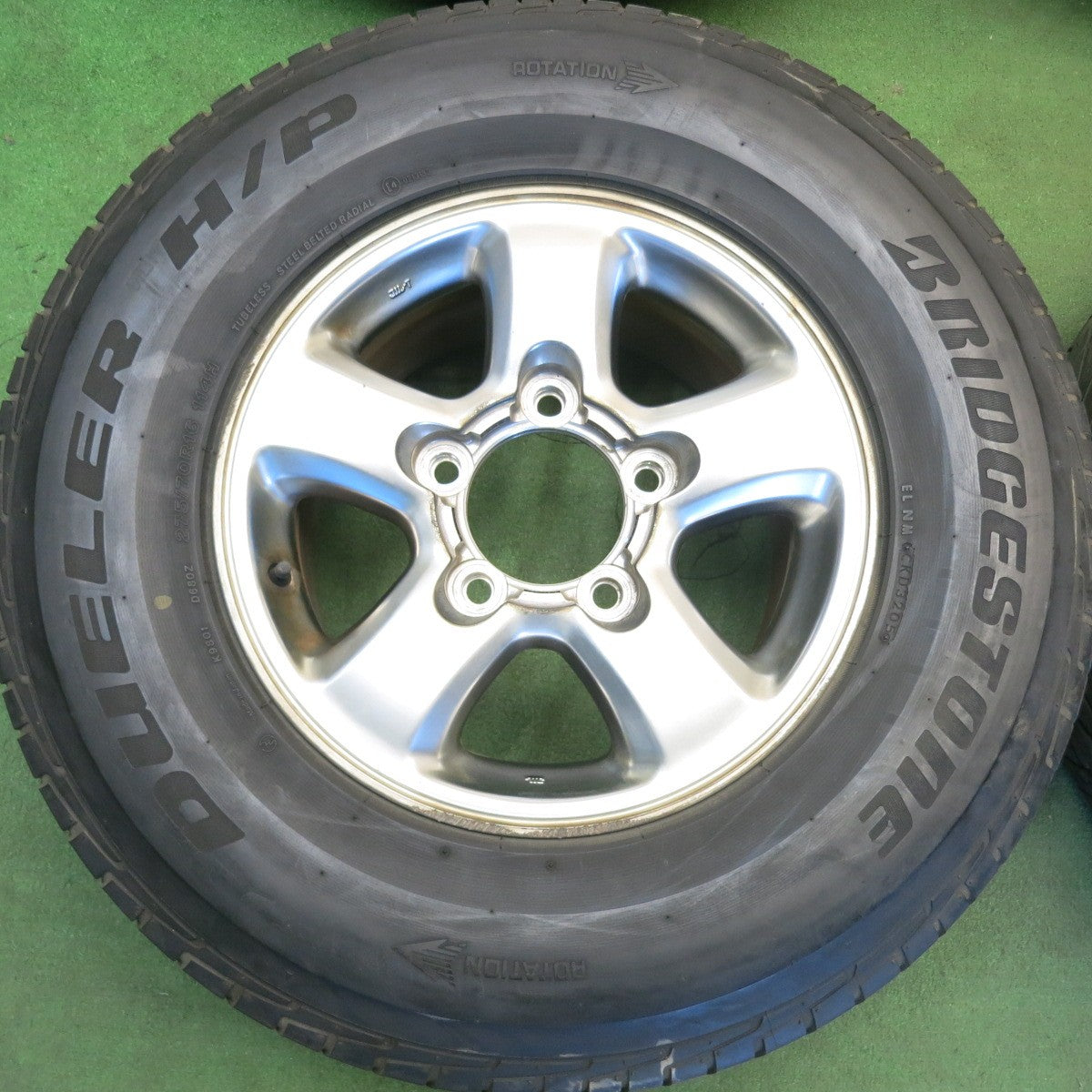 4本価格★トヨタ ランクル 100 純正 275/70R16 ブリヂストン デューラー H/P DUELER 16インチ PCD150/5H★6051706HAノ