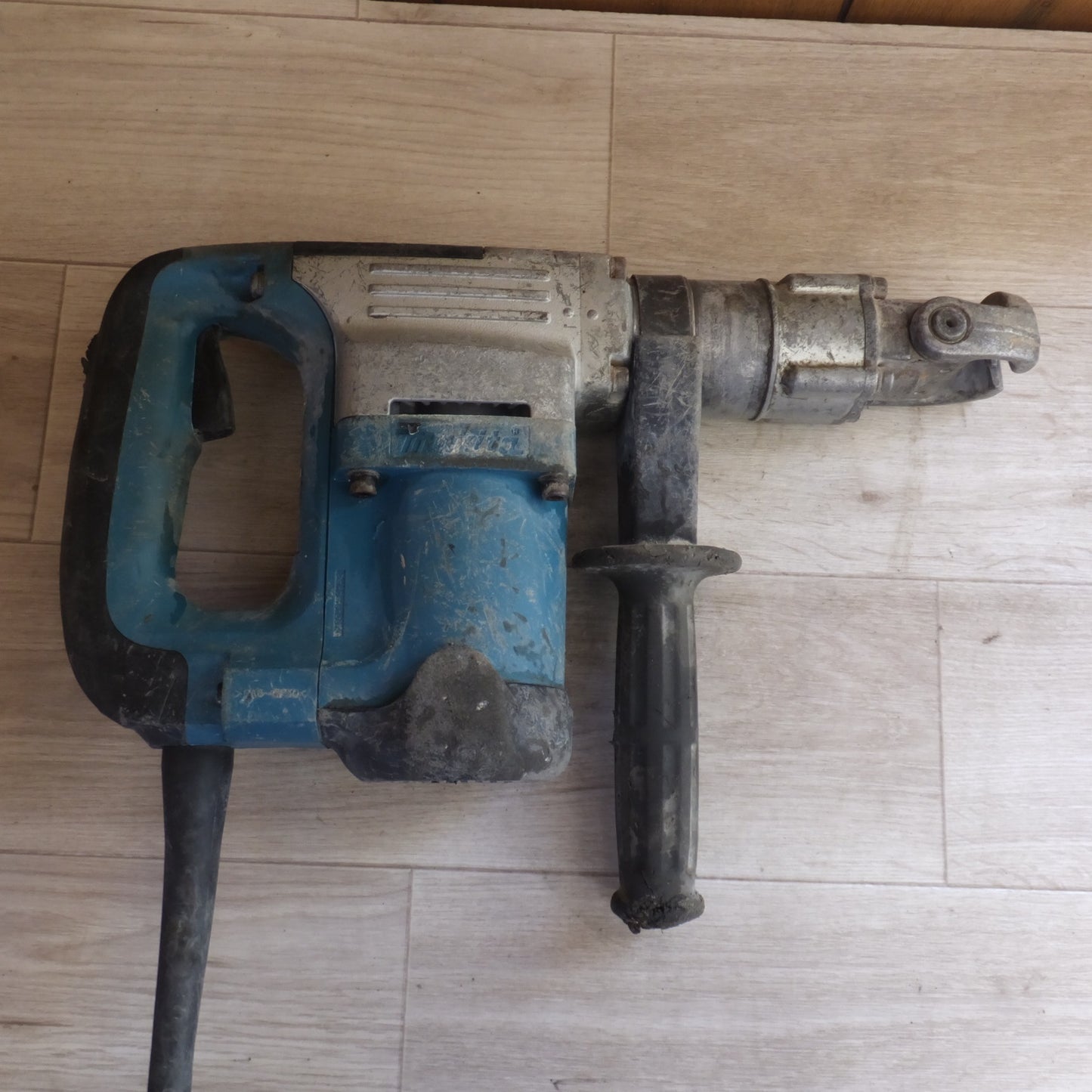 [送料無料] ★マキタ makita 電動ハンマ HM0830　100V～ 11A 50-60Hz 1050W★