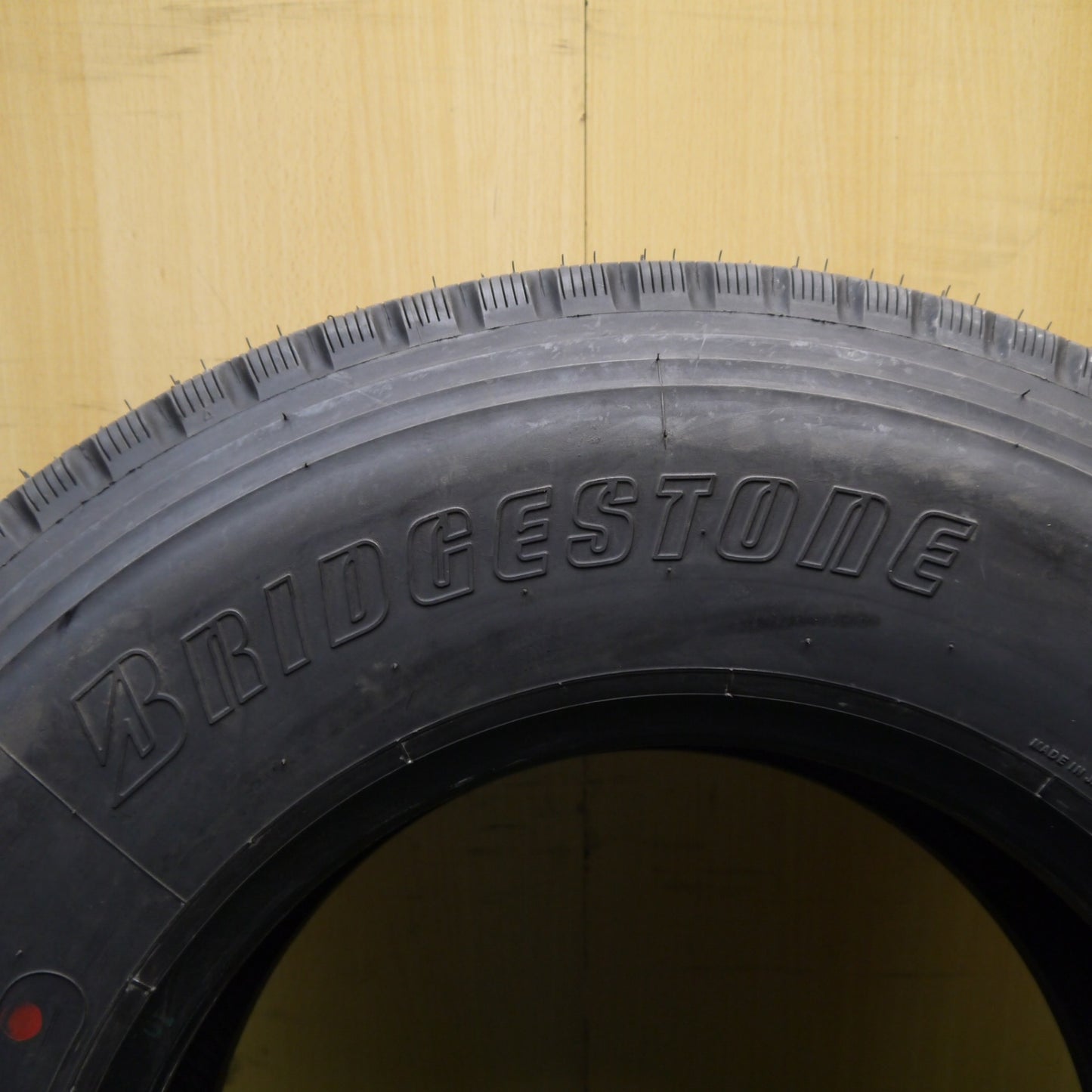 未使用！1本★トラック タイヤ 225/90R17.5 127/125L ブリヂストン R115 17.5インチ★6030303Hノタ