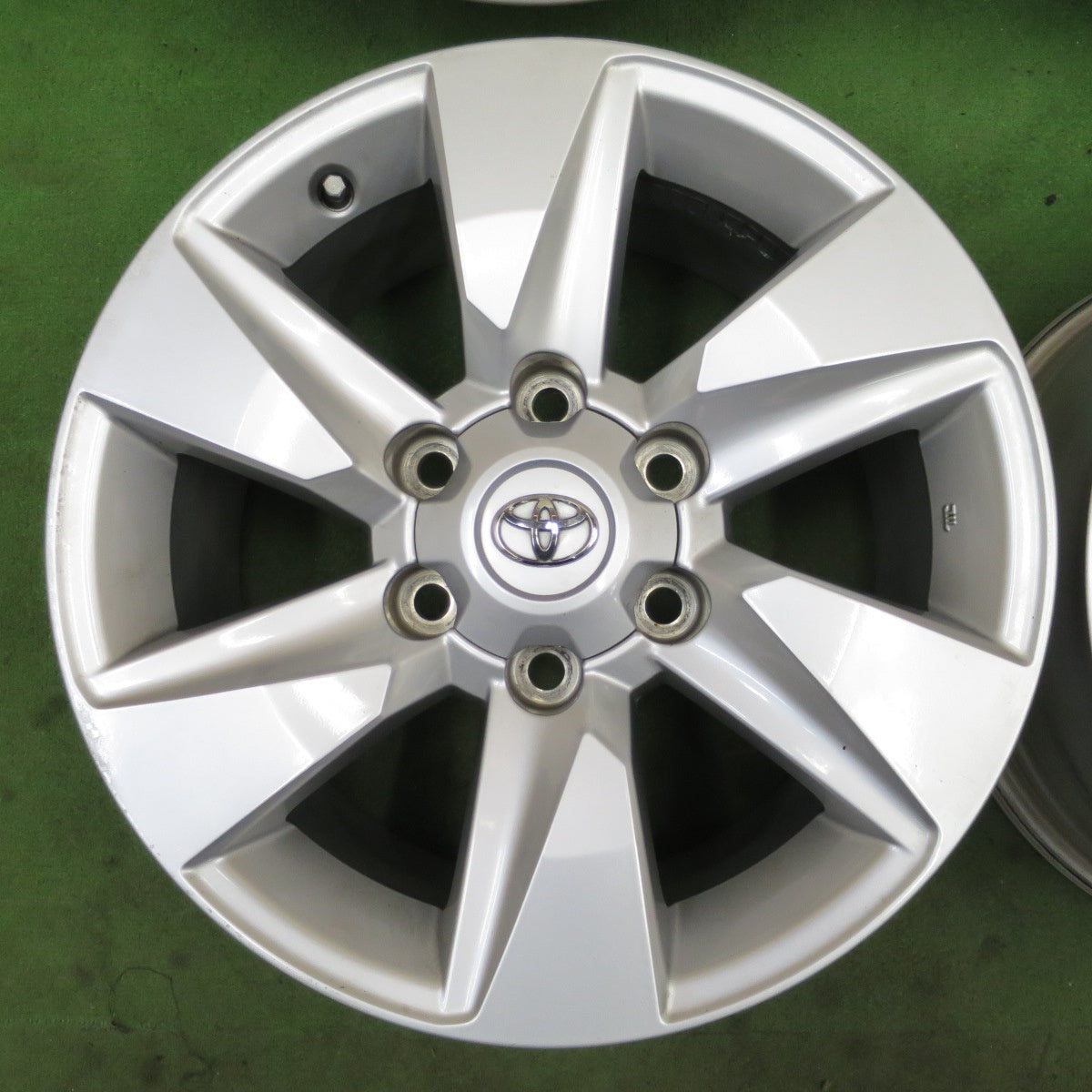 キレイ★トヨタ 150系 ランクル プラド 純正 ホイール 17インチ 17×7.5J PCD139.7/6H★6051905NGホ