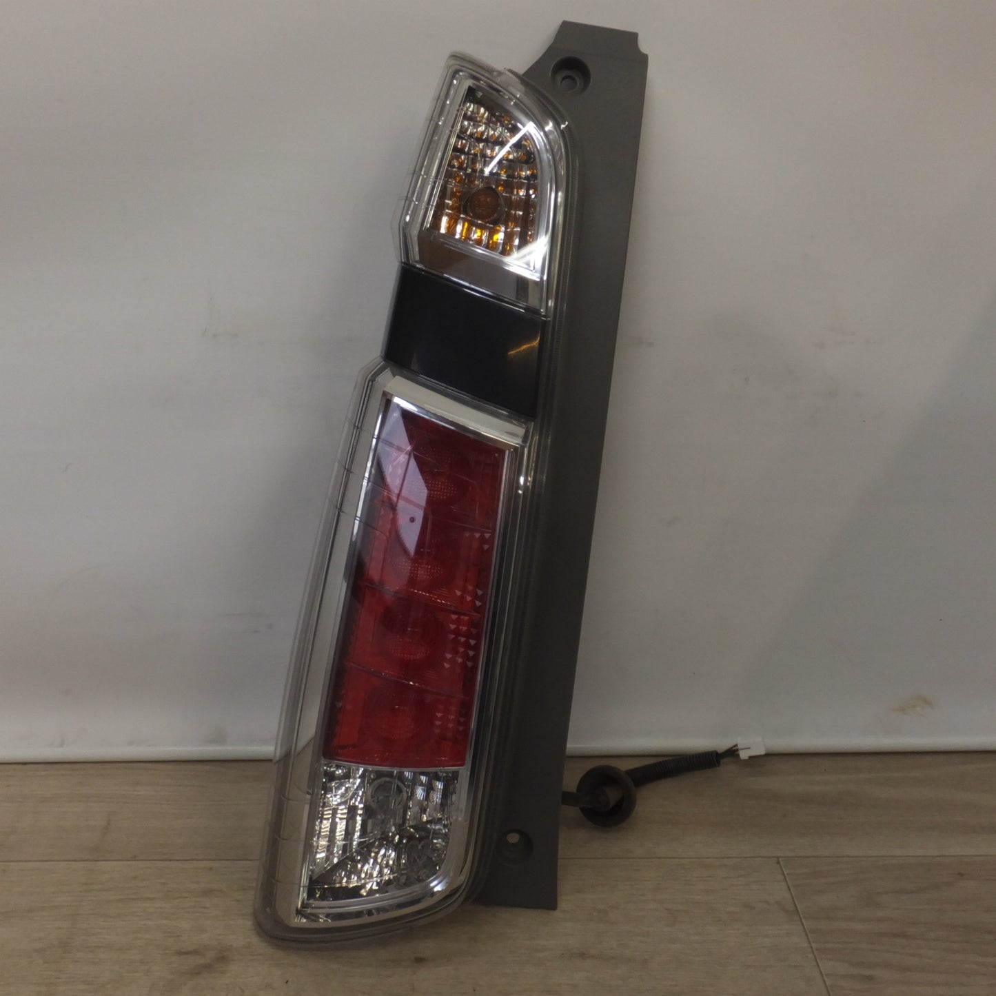[送料無料] ★ホンダ HONDA 純正 N-WGN JH1 JH2 テールライト STANLEY W1400 左★