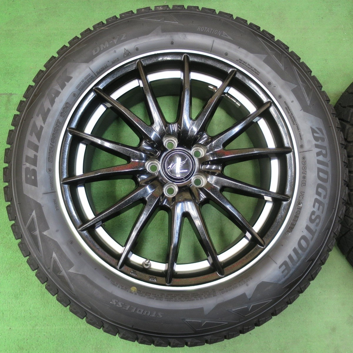 バリ溝！9分★XV 等 225/60R17 スタッドレス ブリヂストン ブリザック DM-V2 MANARAY SPORT マナレイスポーツ 17インチ PCD100/5H★5021116イス