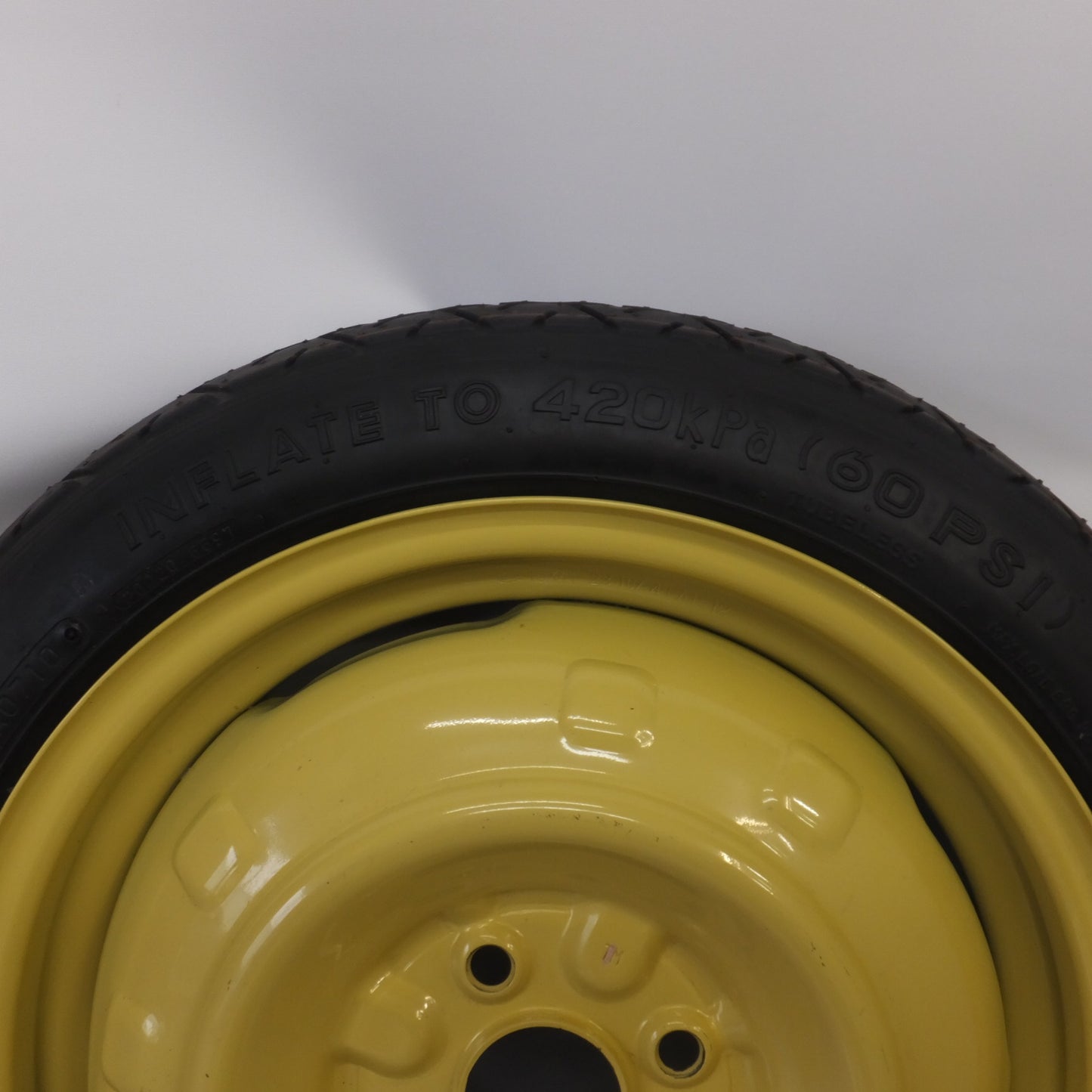 [送料無料] 未使用★トーヨー TOYO INFLATE TO 420kPa(60PSi) T125/70D15 95M 10年製 スペヤタイヤ 1本 マツダ デミオ 搭載品★