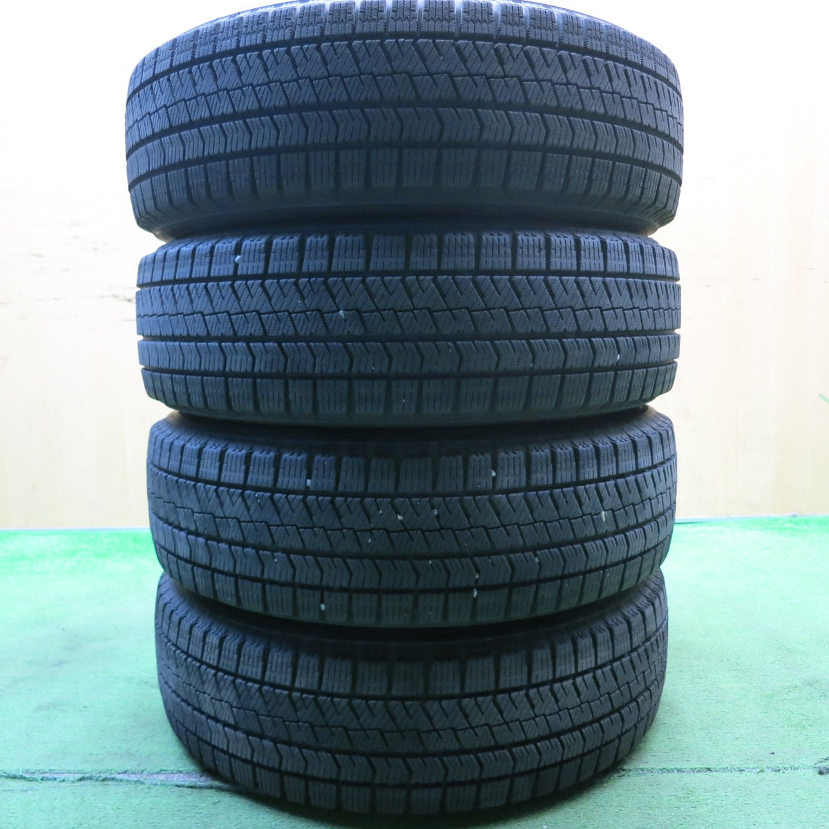 4本価格！21年★スタッドレス 175/65R15 ブリヂストン ブリザック VRX2 STRANGER ストレンジャー 15インチ PCD100/4H★5060714HAス